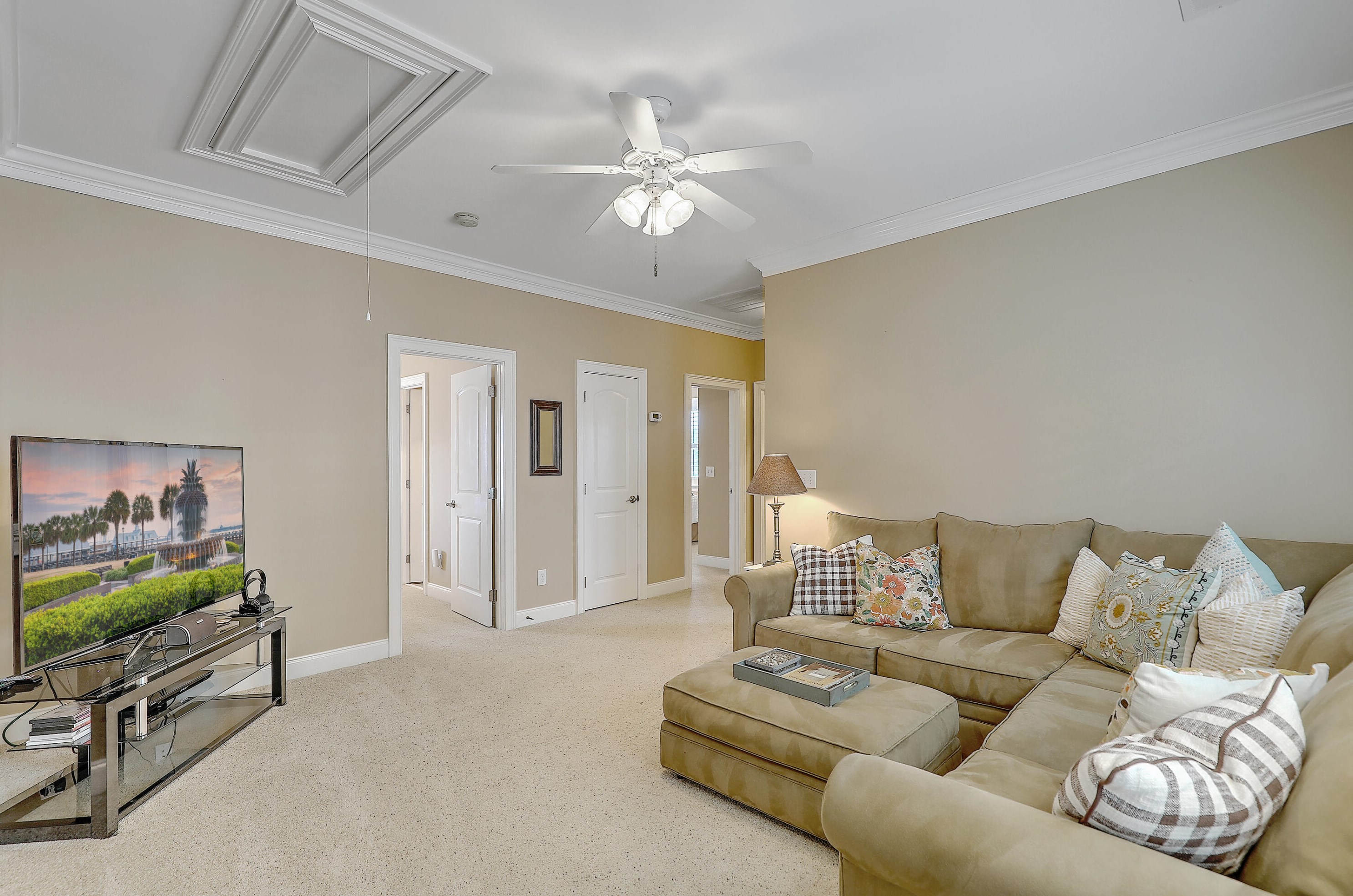 8047 Gibbon St, Charleston SC 29492-8351 exterior