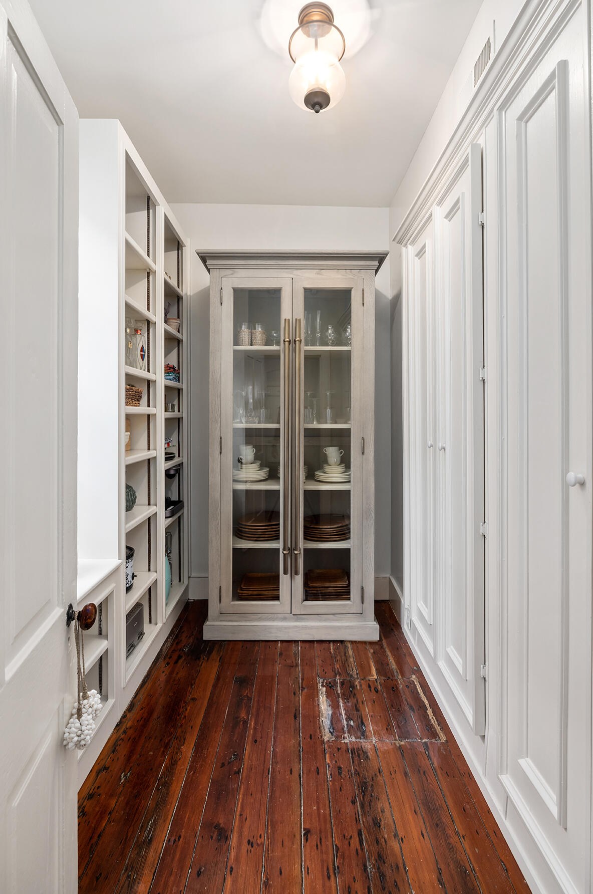 106 Beaufain St, Charleston SC  29401-1728 exterior