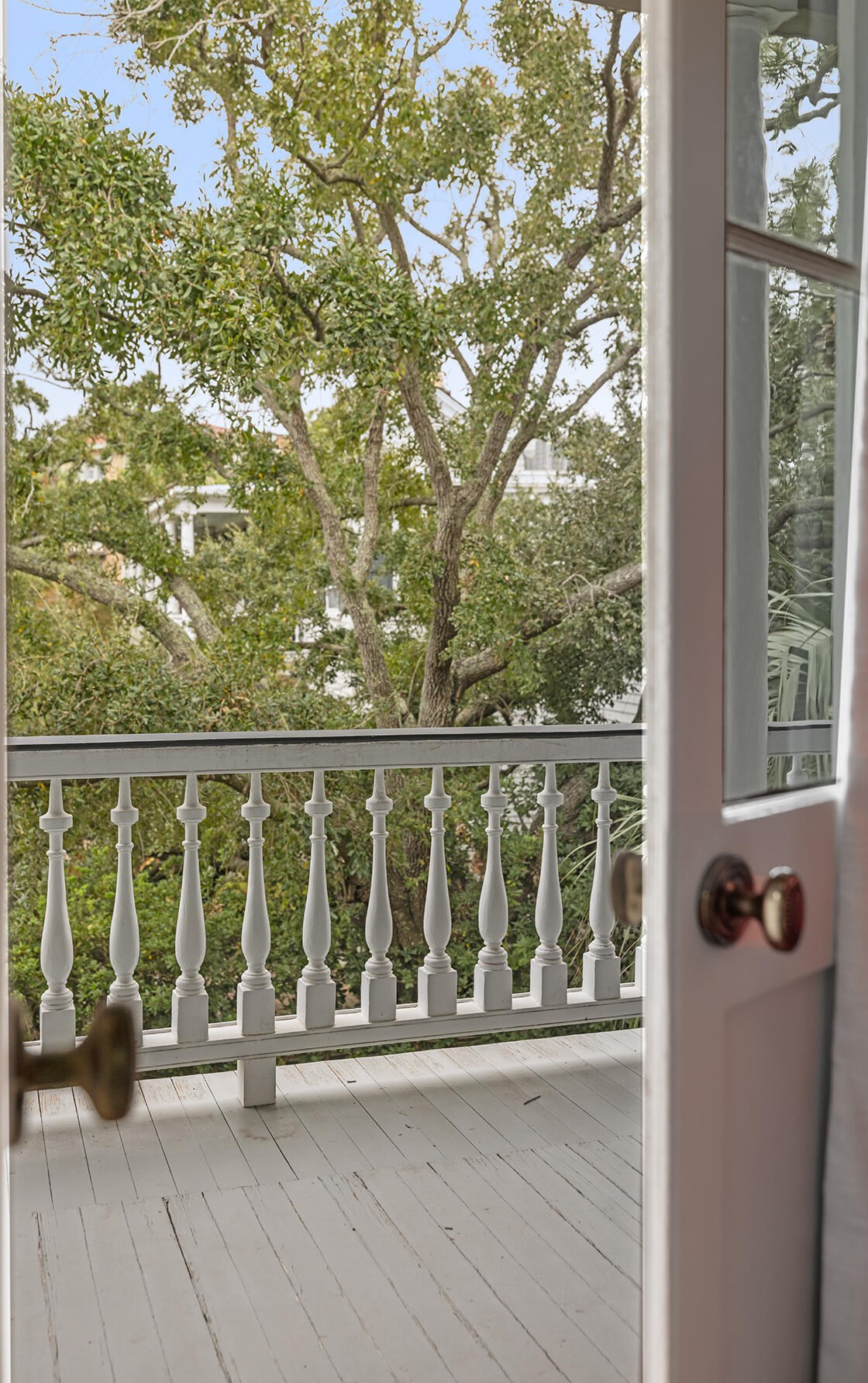 106 Beaufain St, Charleston SC  29401-1728 exterior