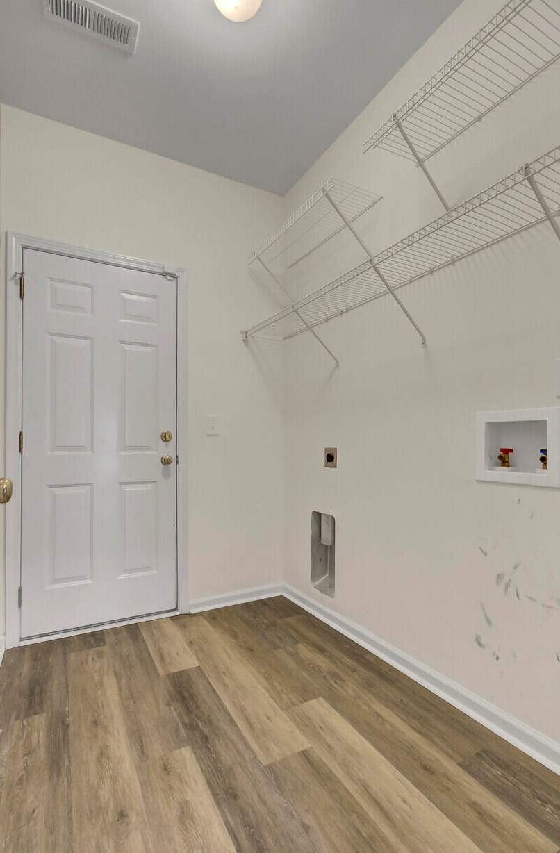 126 Cannonsmill Ln, Summerville SC  29485-6409 exterior