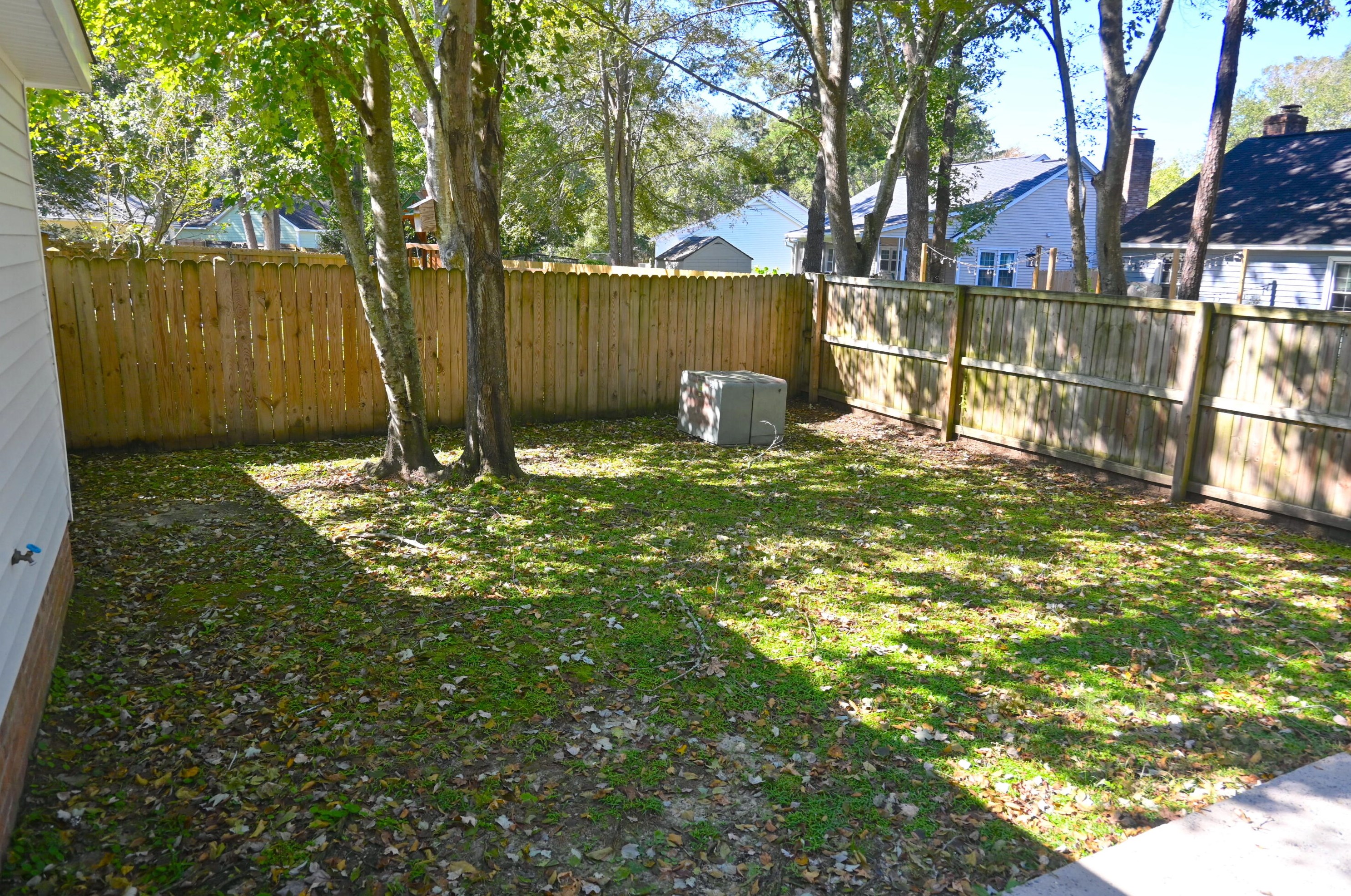 205 Hamlet Rd, Summerville SC  29485-5256 exterior
