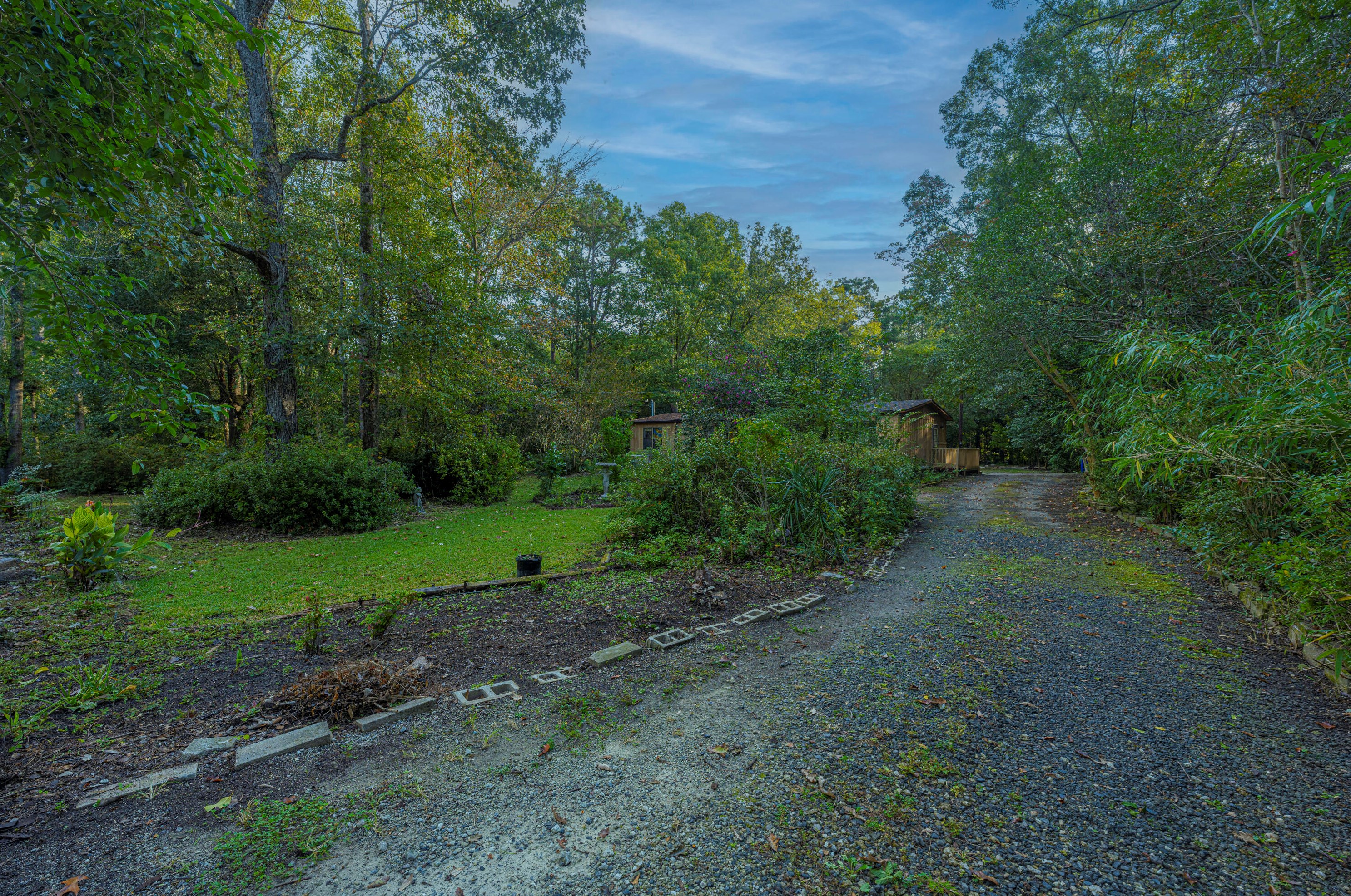 116 Poplar Cir, Summerville SC  29483-9522 exterior