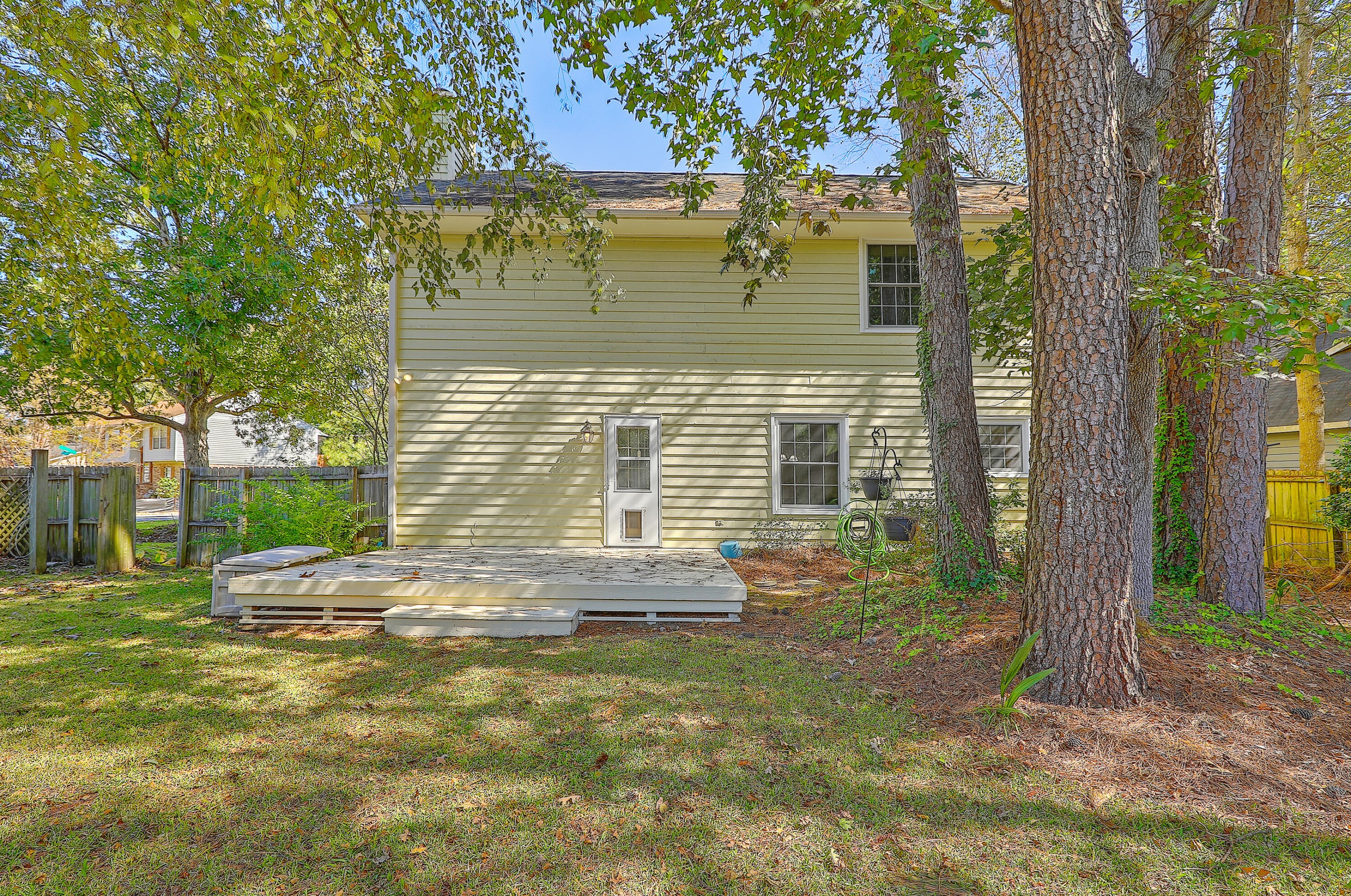 205 Fairfax Blvd, Charleston SC 29445-5731 exterior