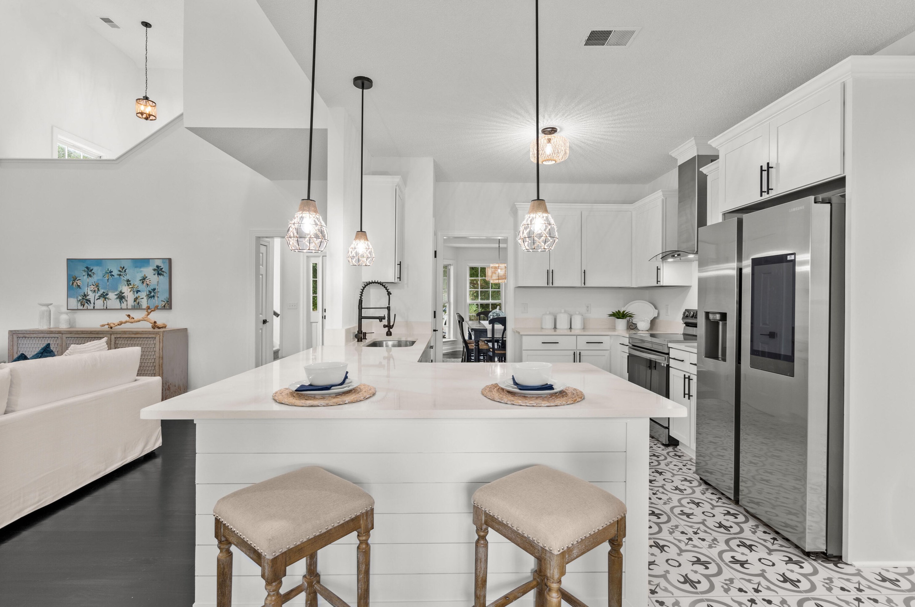 100 Oyster Point Row, Charleston SC  29412-3631 exterior