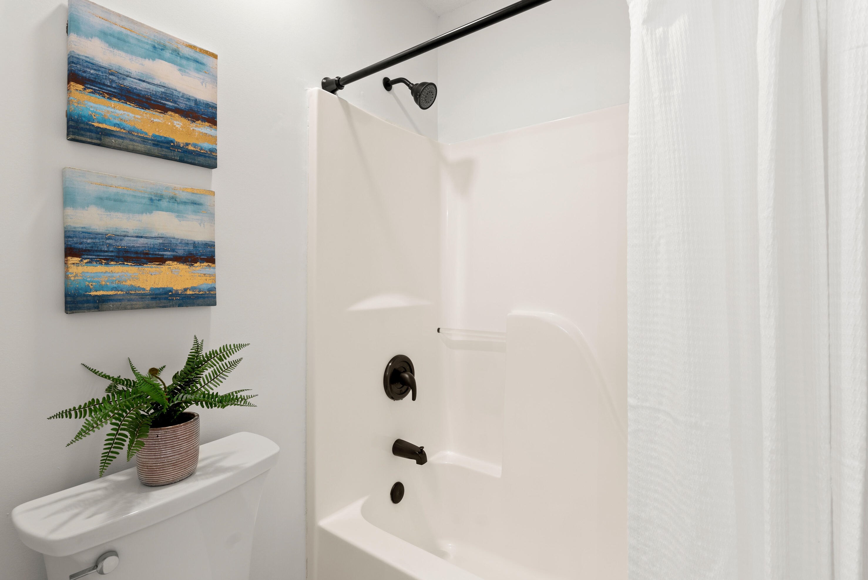 100 Oyster Point Row, Charleston SC  29412-3631 exterior