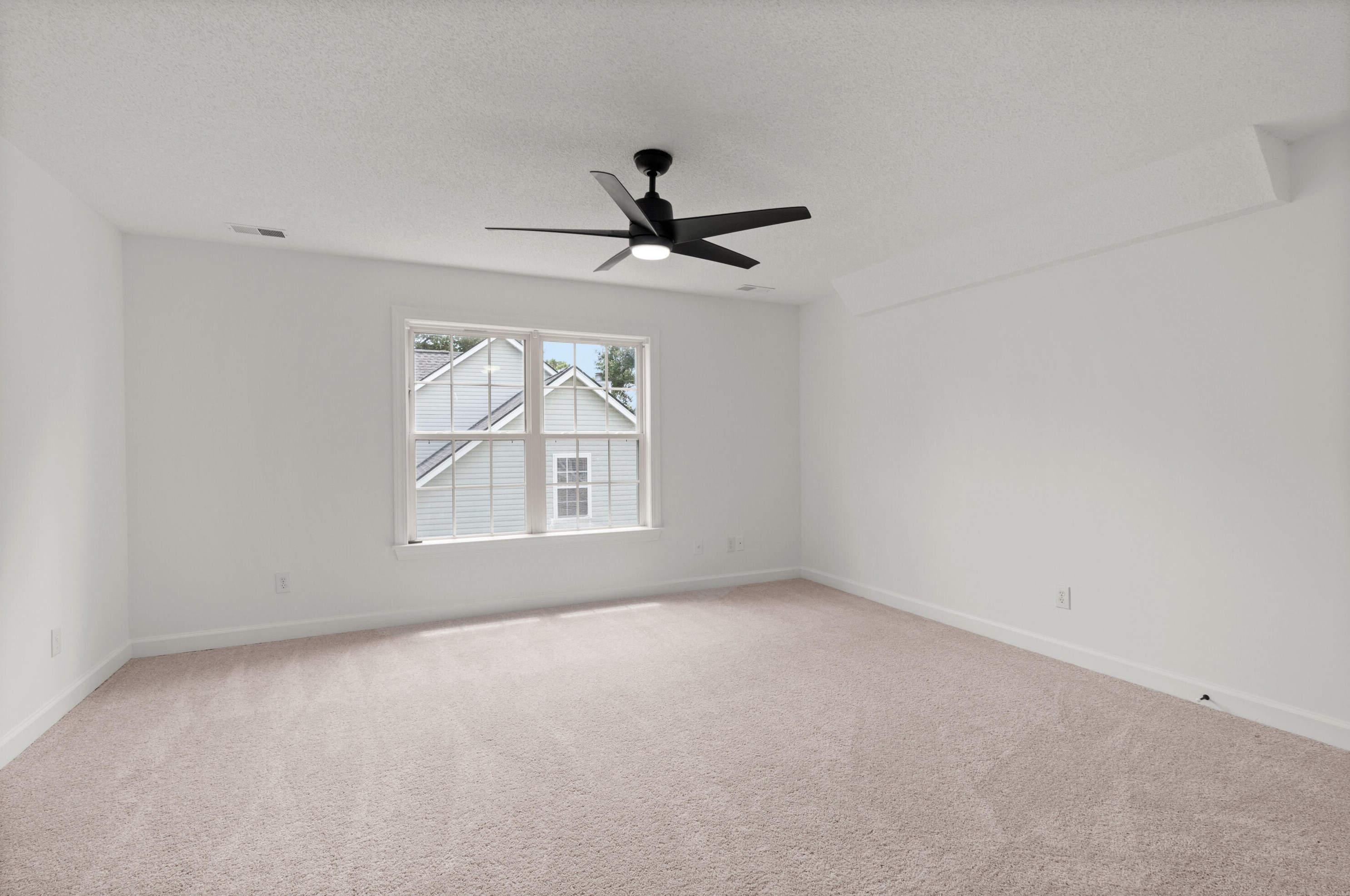 100 Oyster Point Row, Charleston SC  29412-3631 exterior