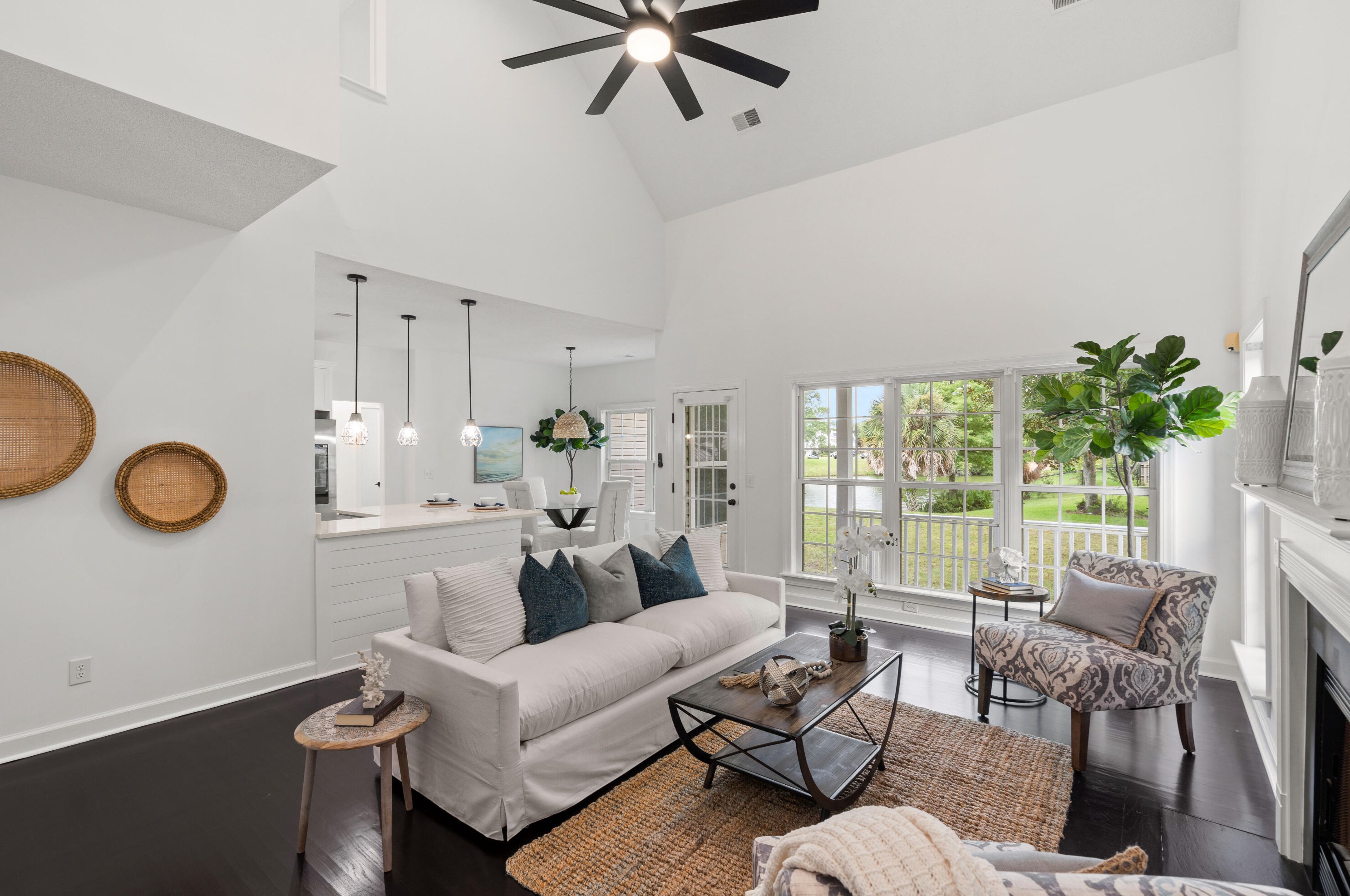 100 Oyster Point Row, Charleston SC  29412-3631 exterior