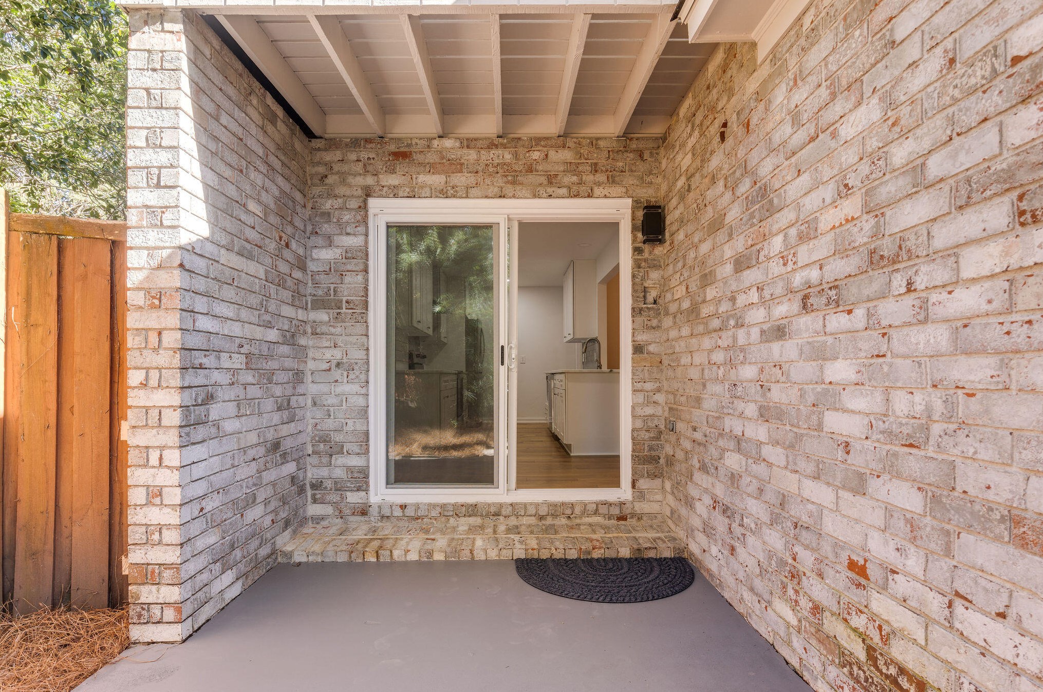 102 Scottswood Dr, Charleston SC  29418-3020 exterior