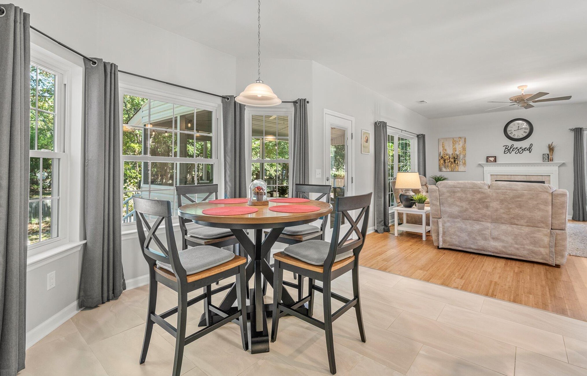 2813 Bottle Brush Ct, Mount Pleasant SC  29466-9202 exterior