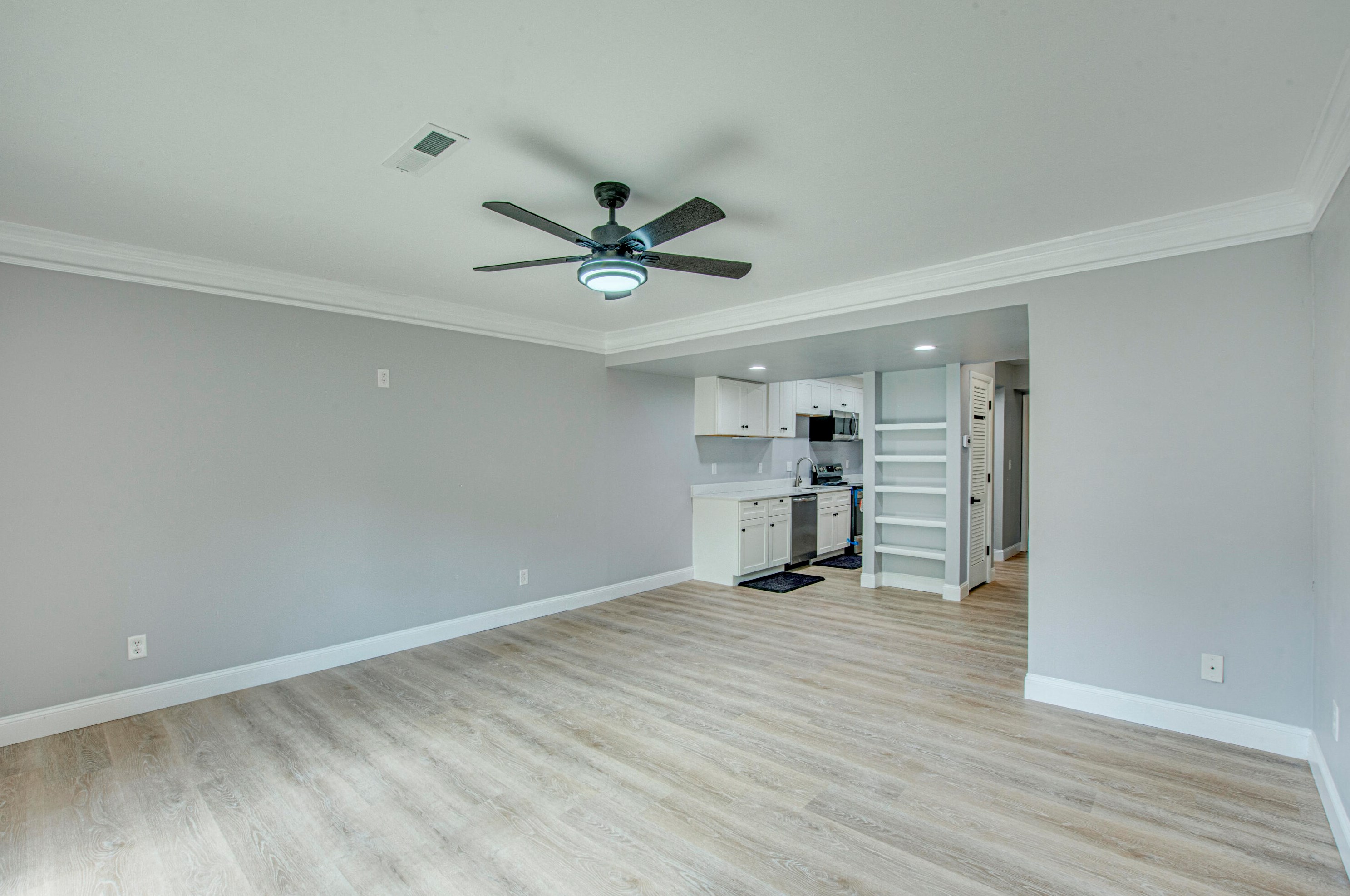 708 Andrea Ln, Charleston SC 29410-8630 exterior