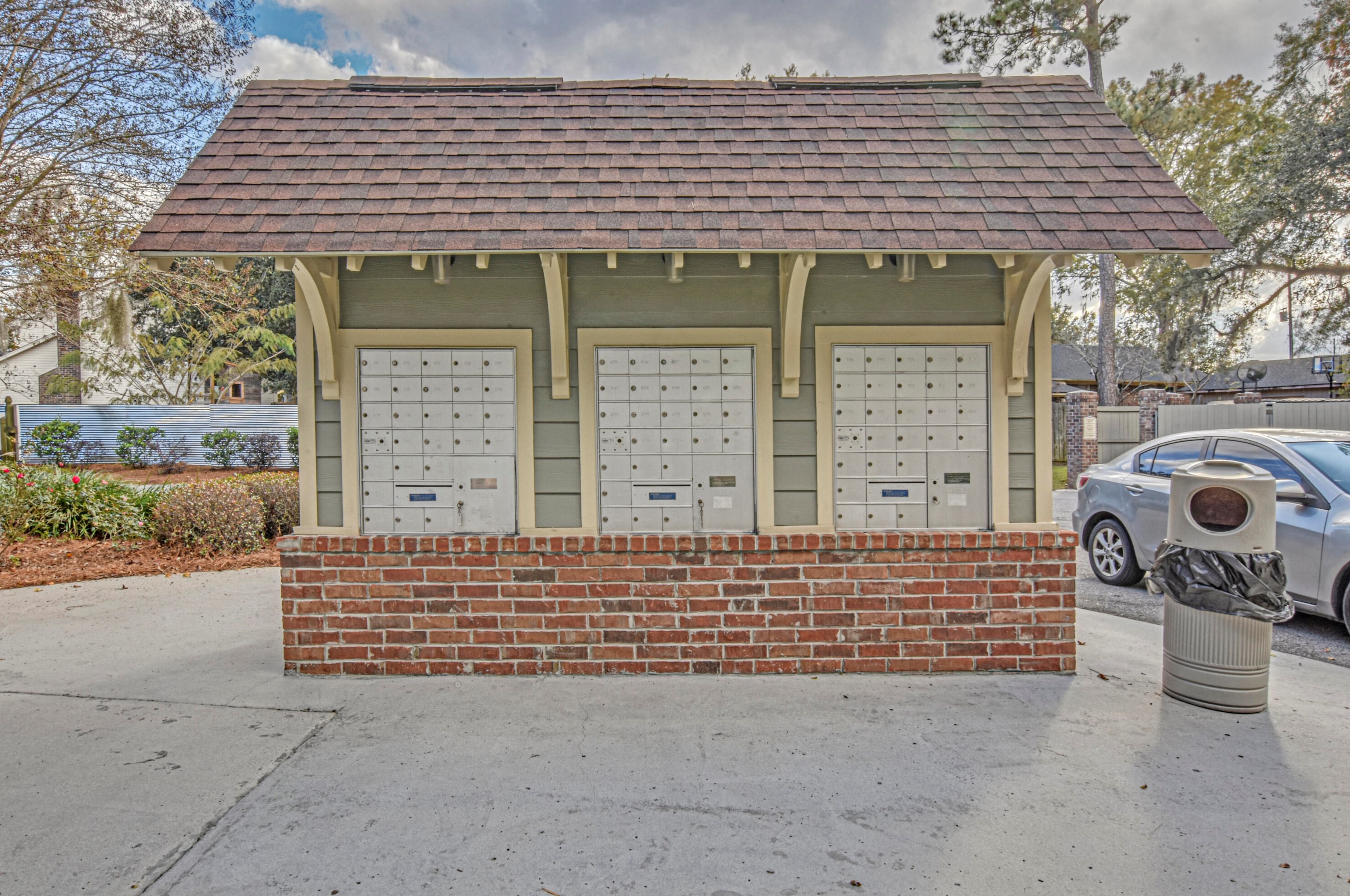 708 Andrea Ln, Charleston SC 29410-8630 exterior