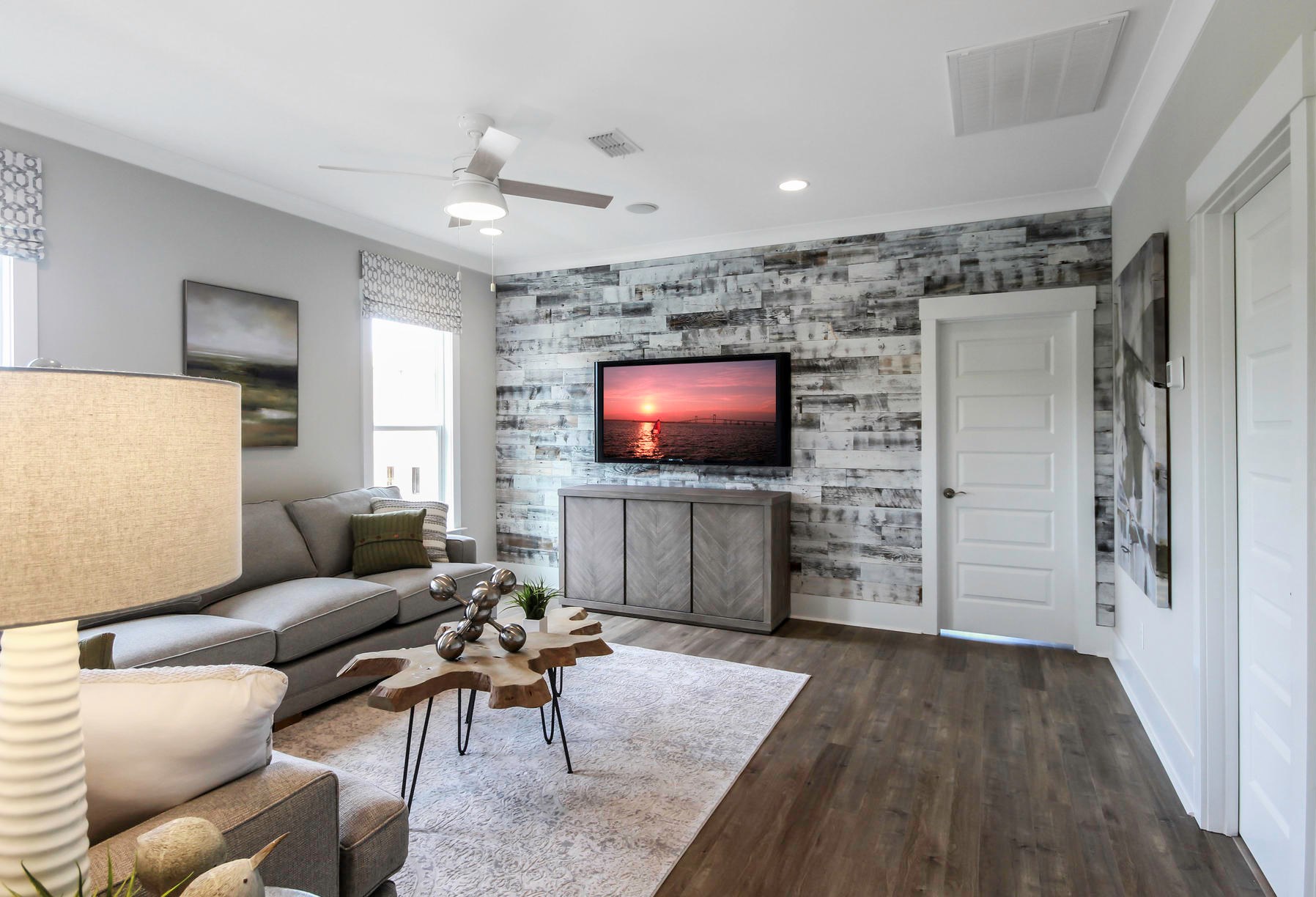 3067 Sturbridge Rd, Mount Pleasant SC  29466-8241 exterior