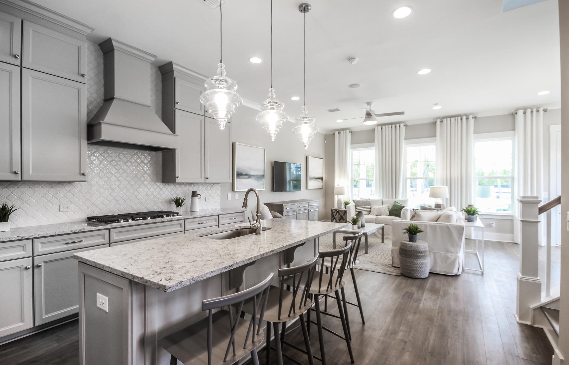 3067 Sturbridge Rd, Mount Pleasant SC  29466-8241 exterior