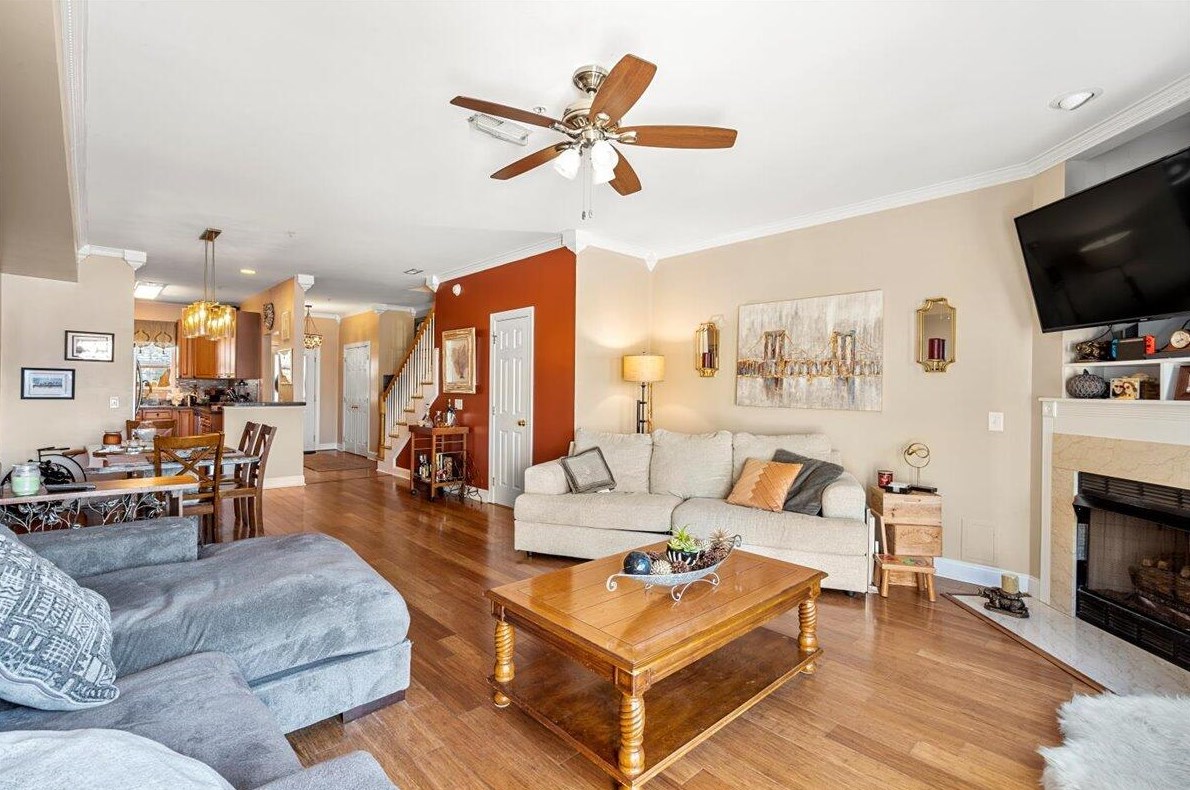 4975 Lk Palmetto Ln, Charleston SC 29418-5991 exterior