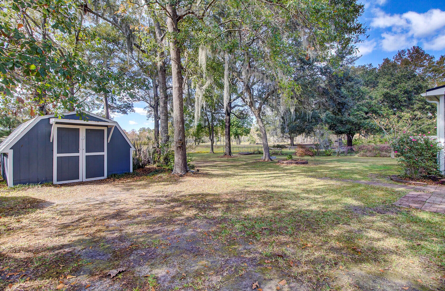 1703 Waterside Blvd, Moncks Corner SC  29461-7157 exterior