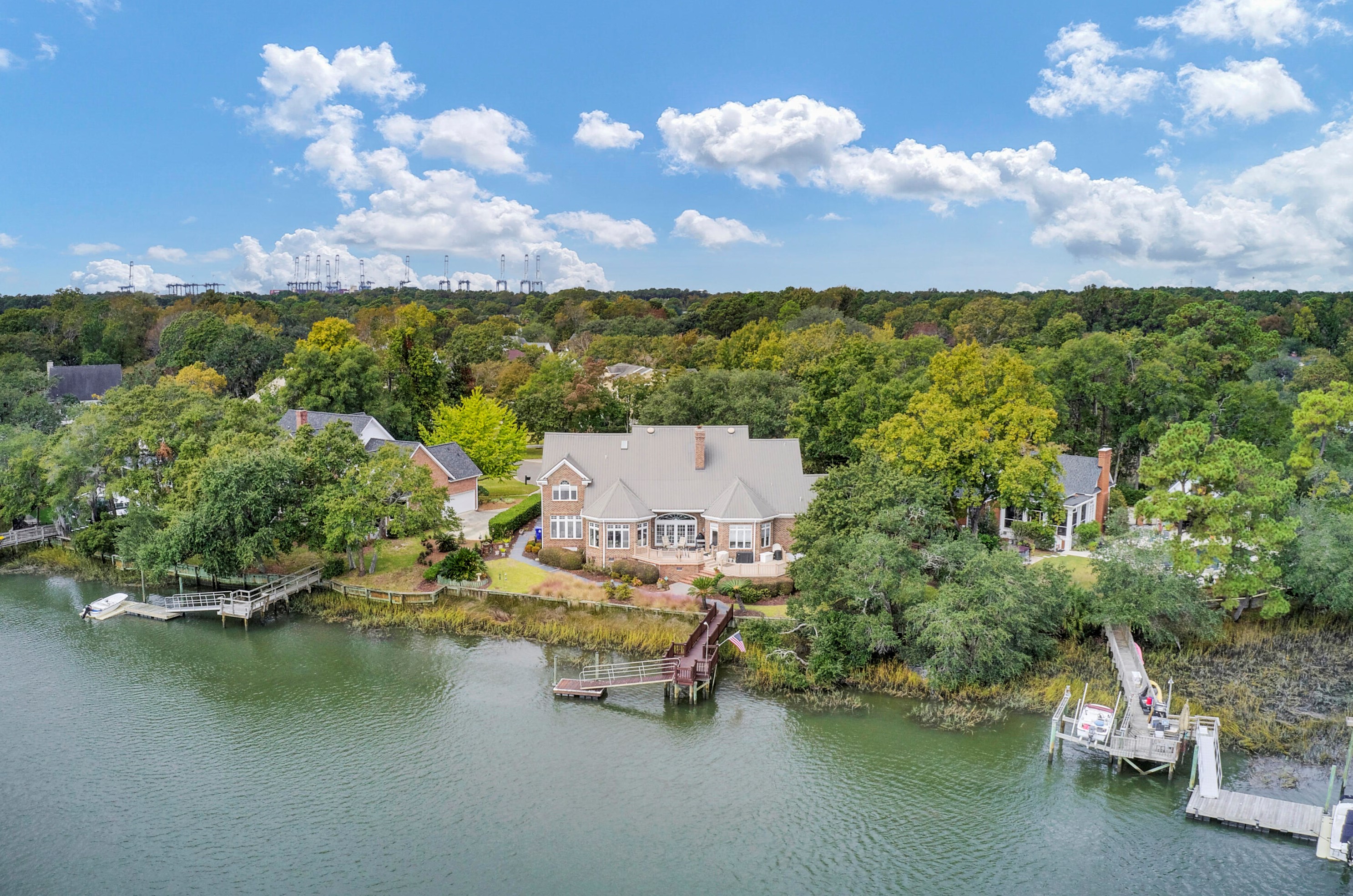477 Settlers Rest E, Mount Pleasant, SC 29464