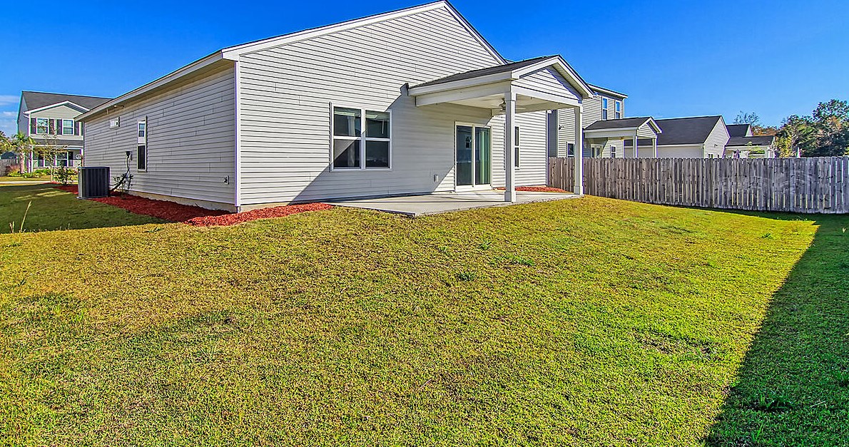 254 Hyrne Dr, Charleston SC  29445 exterior