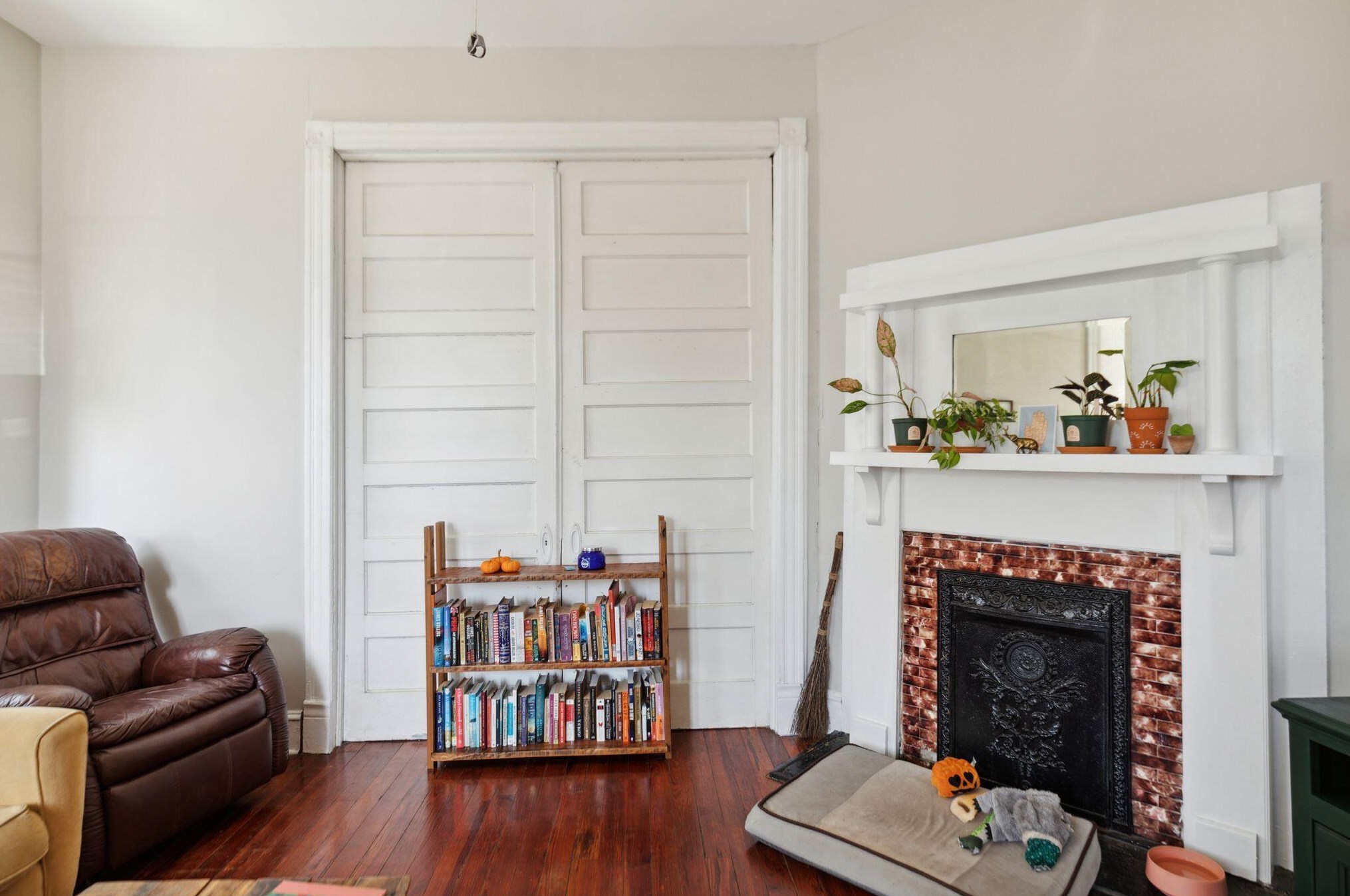 318 Sumter St, Charleston SC 29403-4612 exterior