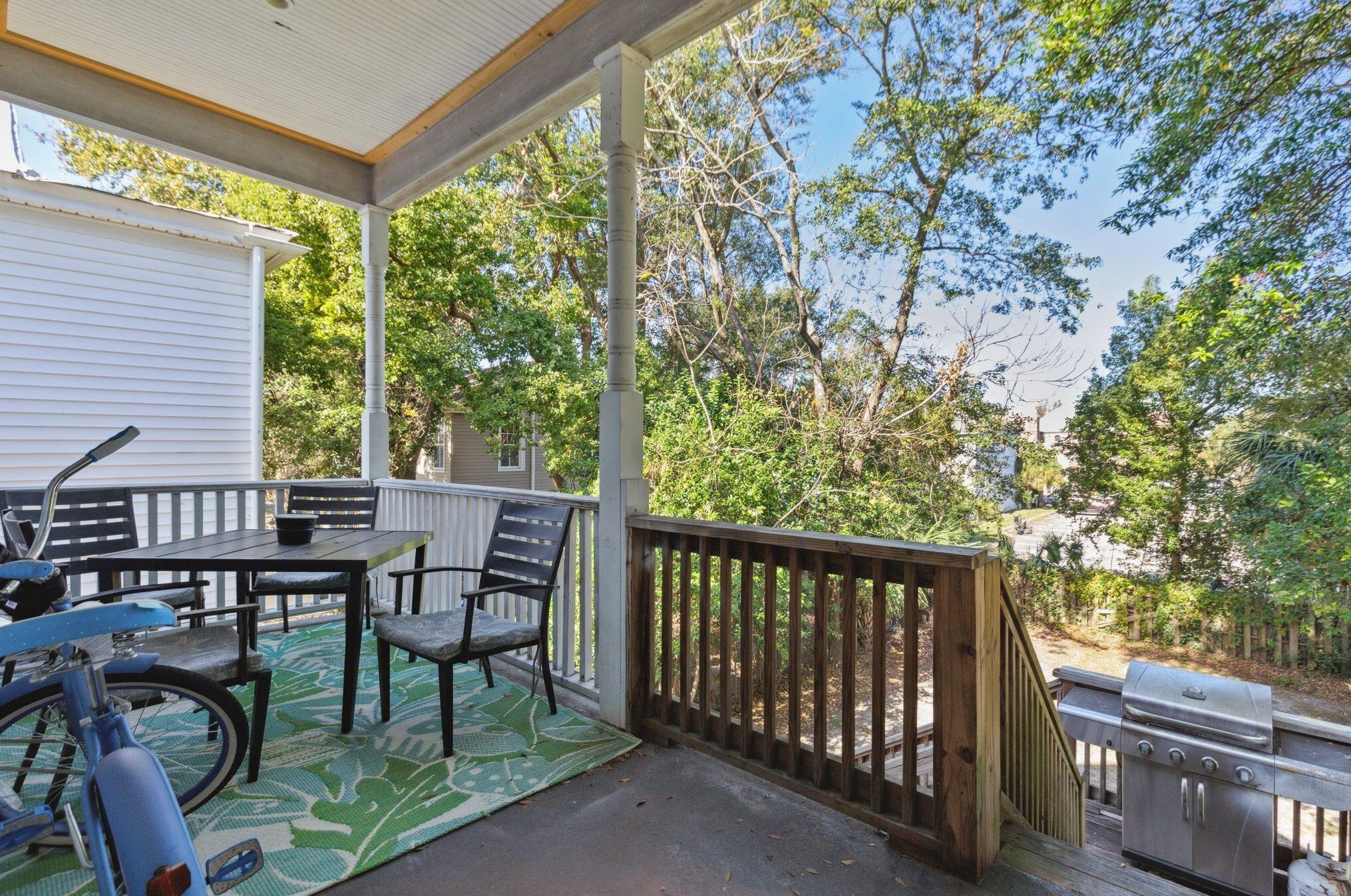 318 Sumter St, Charleston SC 29403-4612 exterior