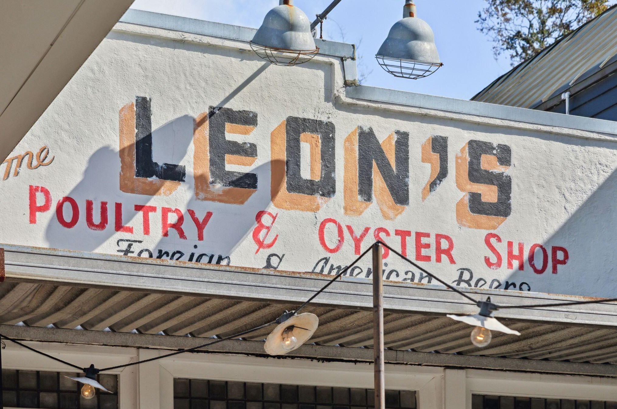 318 Sumter St, Charleston SC 29403-4612 exterior