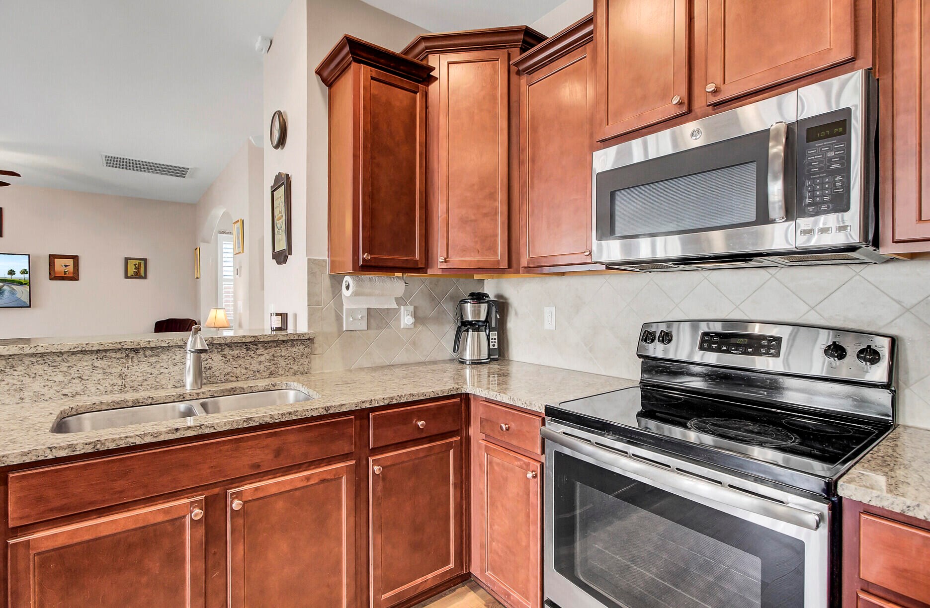 202 Lab Ct, Moncks Corner SC  29461 exterior