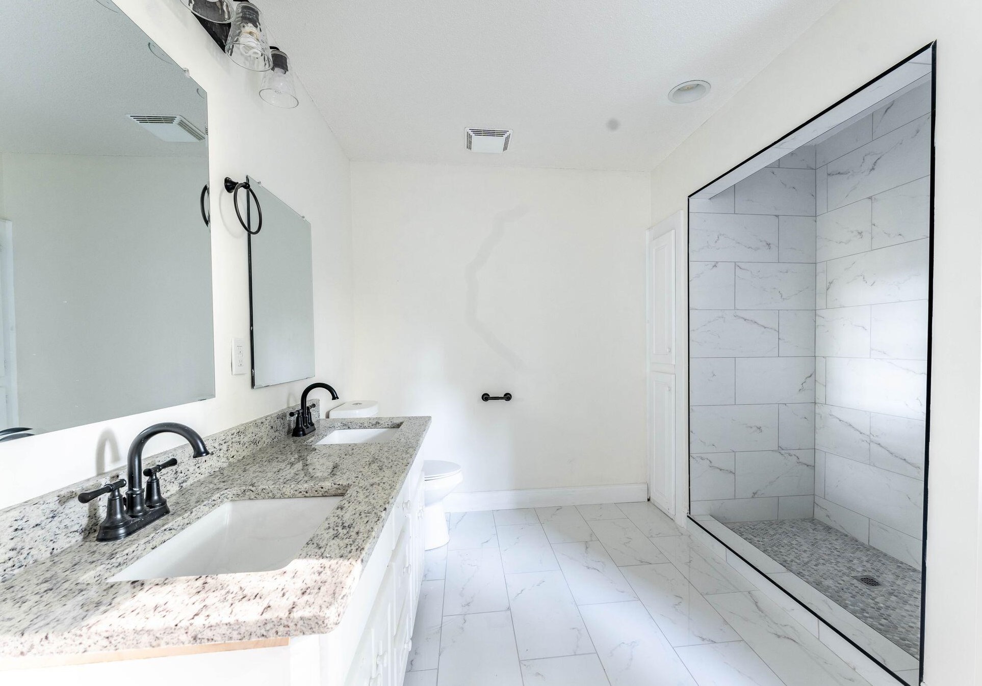 8666 Fairway Wood Dr, Charleston SC  29420-7420 exterior