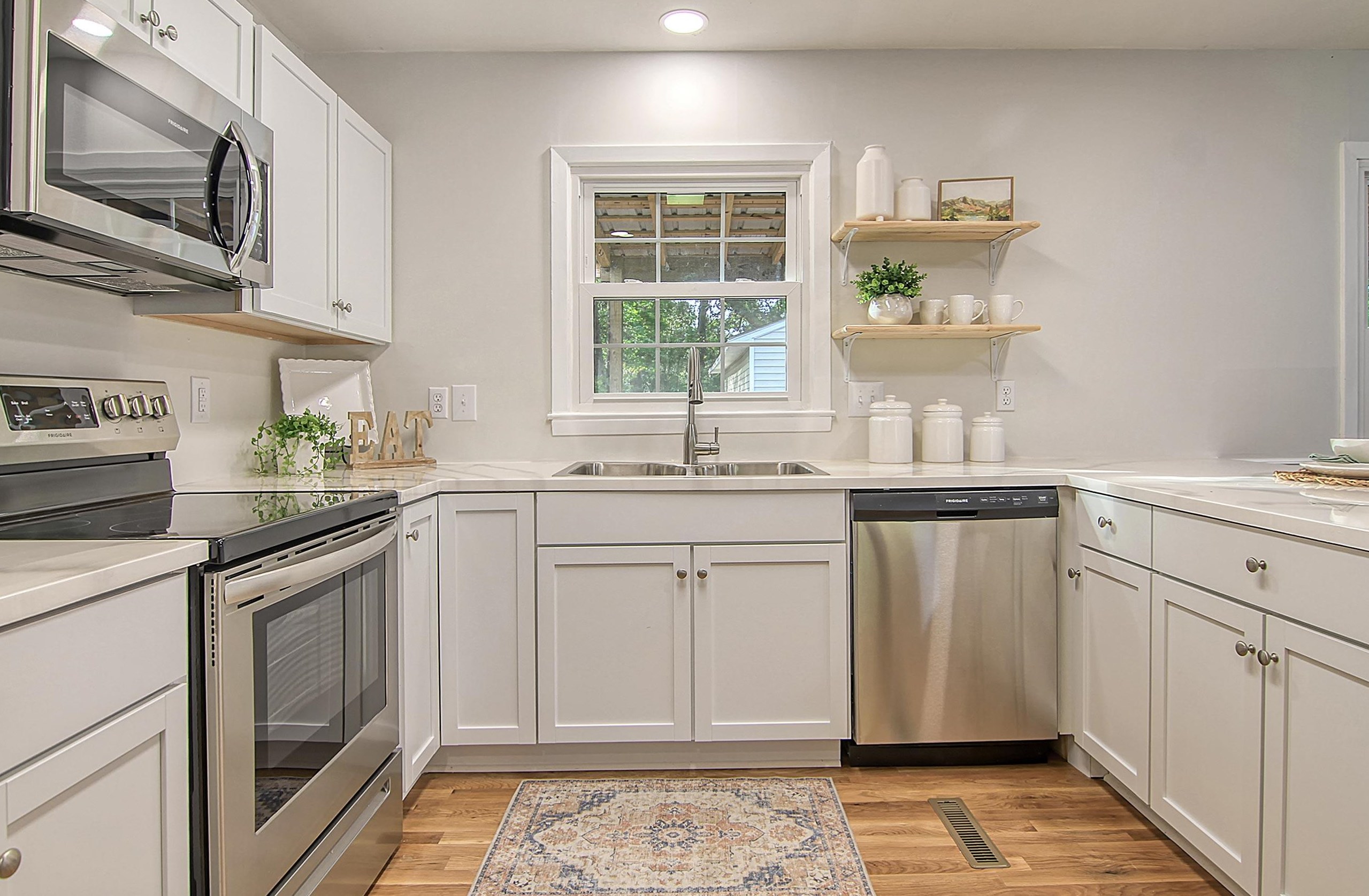 2471 Lantern St, Charleston SC  29414-4819 exterior