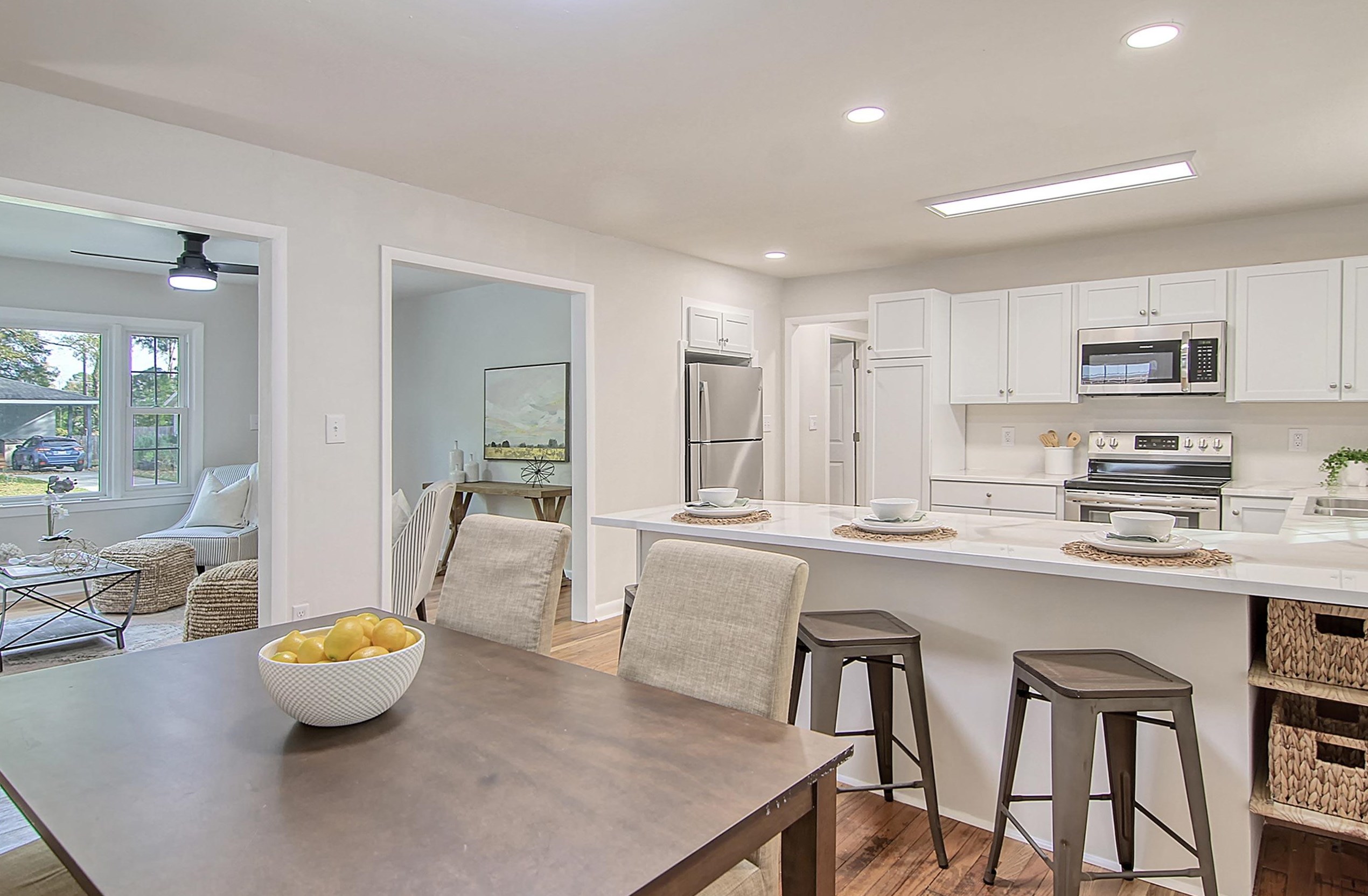 2471 Lantern St, Charleston SC  29414-4819 exterior