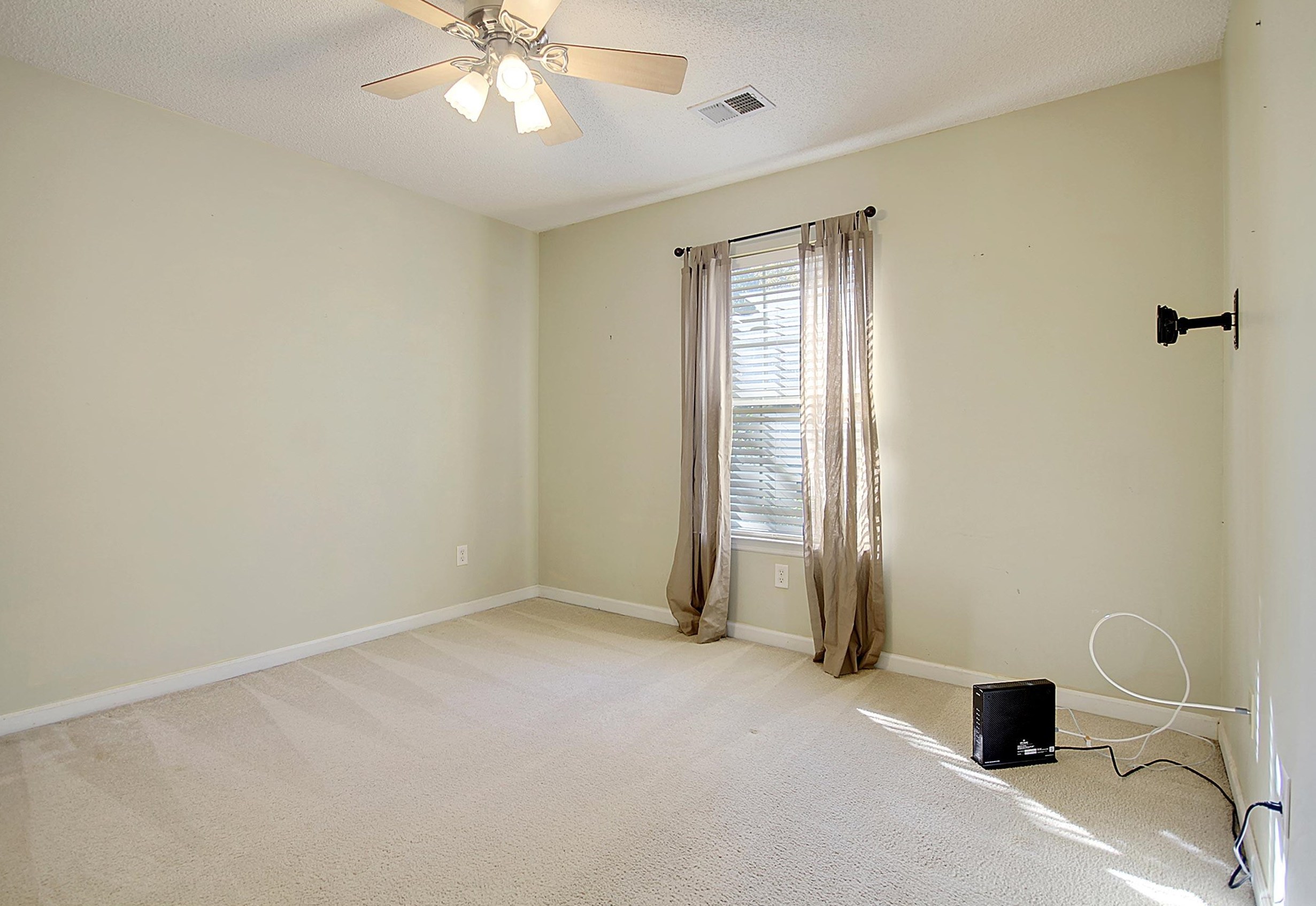 111 Chatfield Cir, Charleston SC 29445-7064 exterior