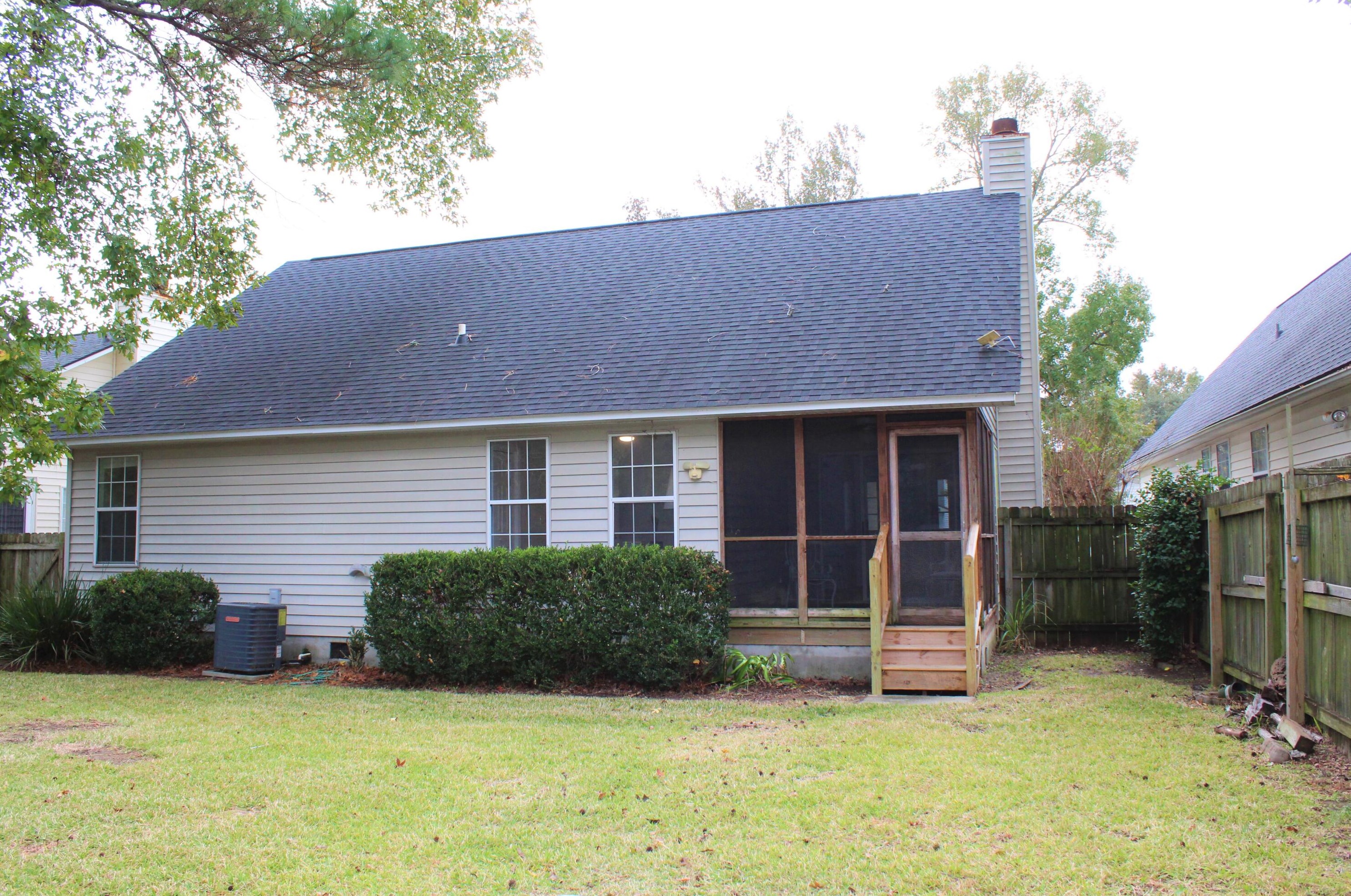 482 Cessna Ave, Charleston SC  29407-2245 exterior