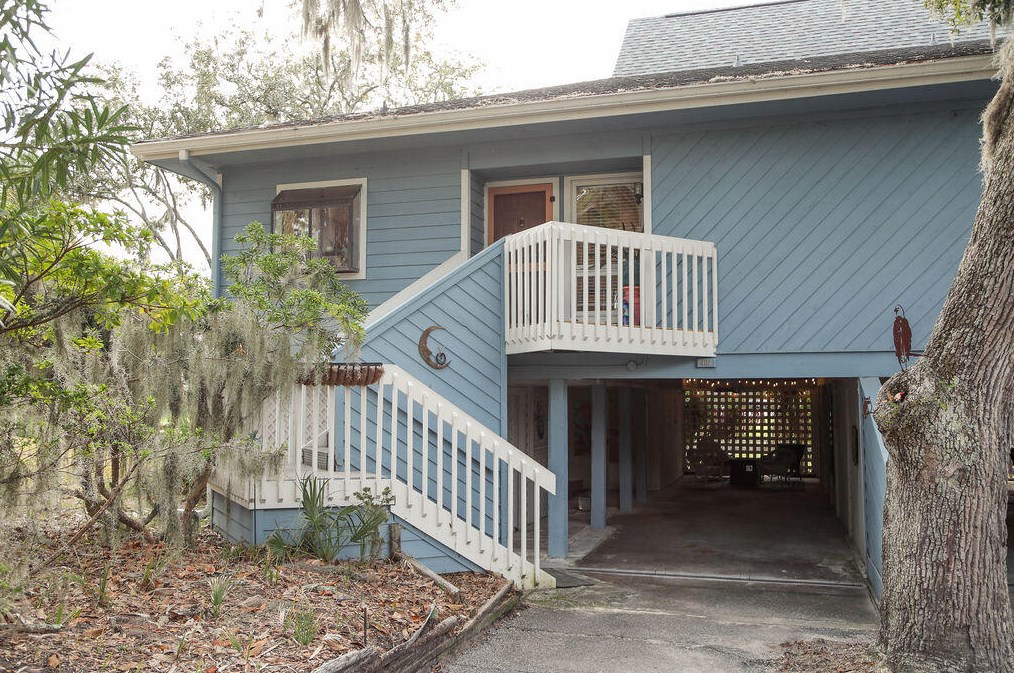 407 Sea Cloud Cir, Edisto SC  29438-3645 exterior