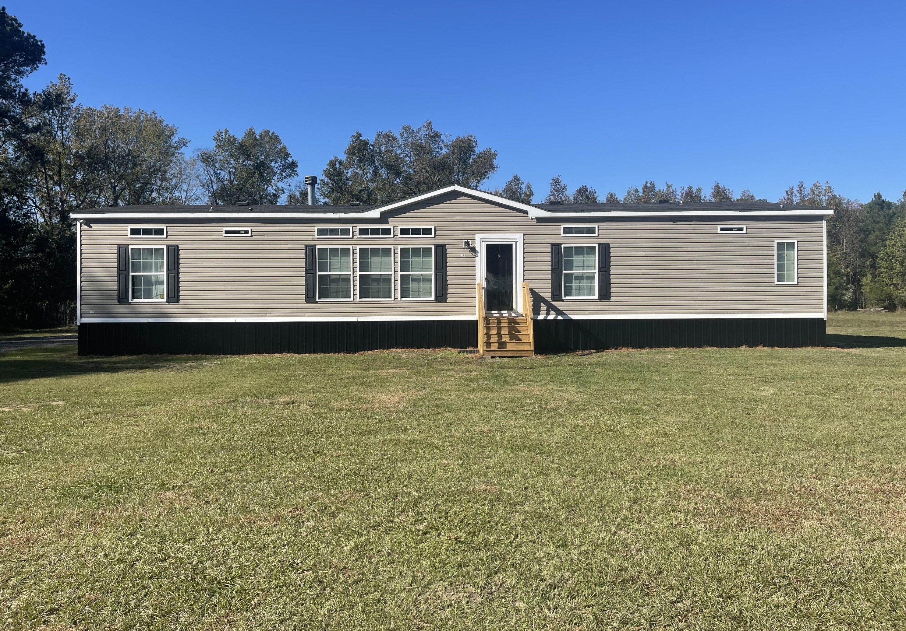 385 Bachelor Hill Rd, Walterboro SC  29488-7364 exterior