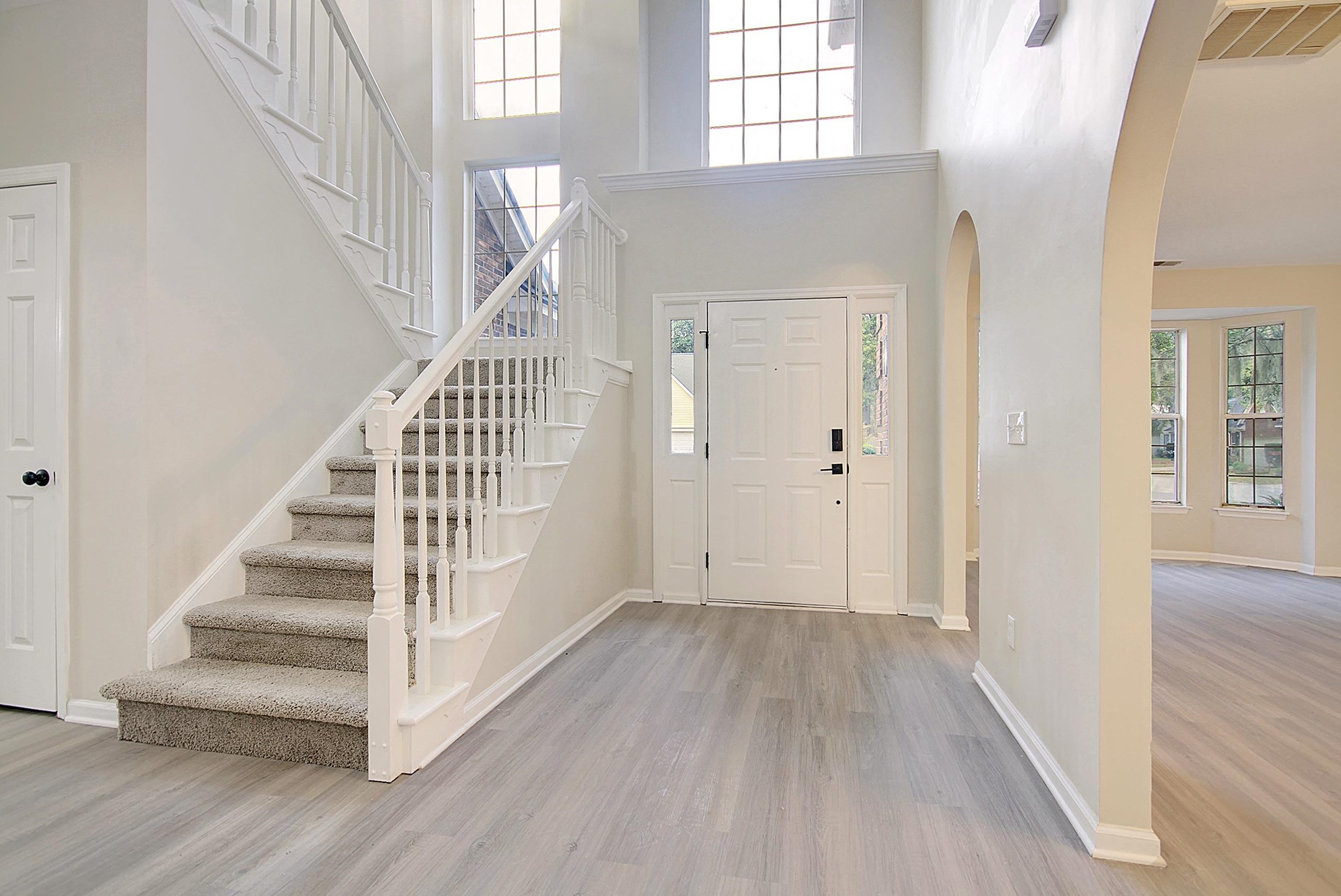 8528 Falling Leaf Ln, Charleston SC  29420-6852 exterior