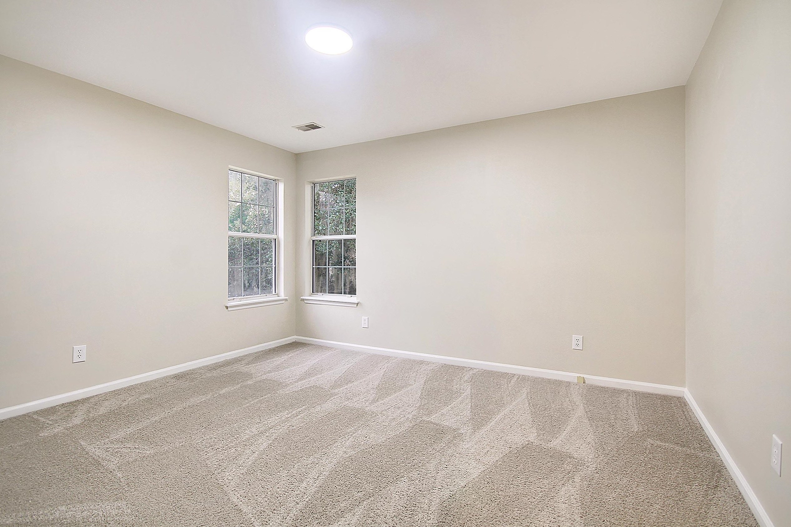 8528 Falling Leaf Ln, Charleston SC  29420-6852 exterior