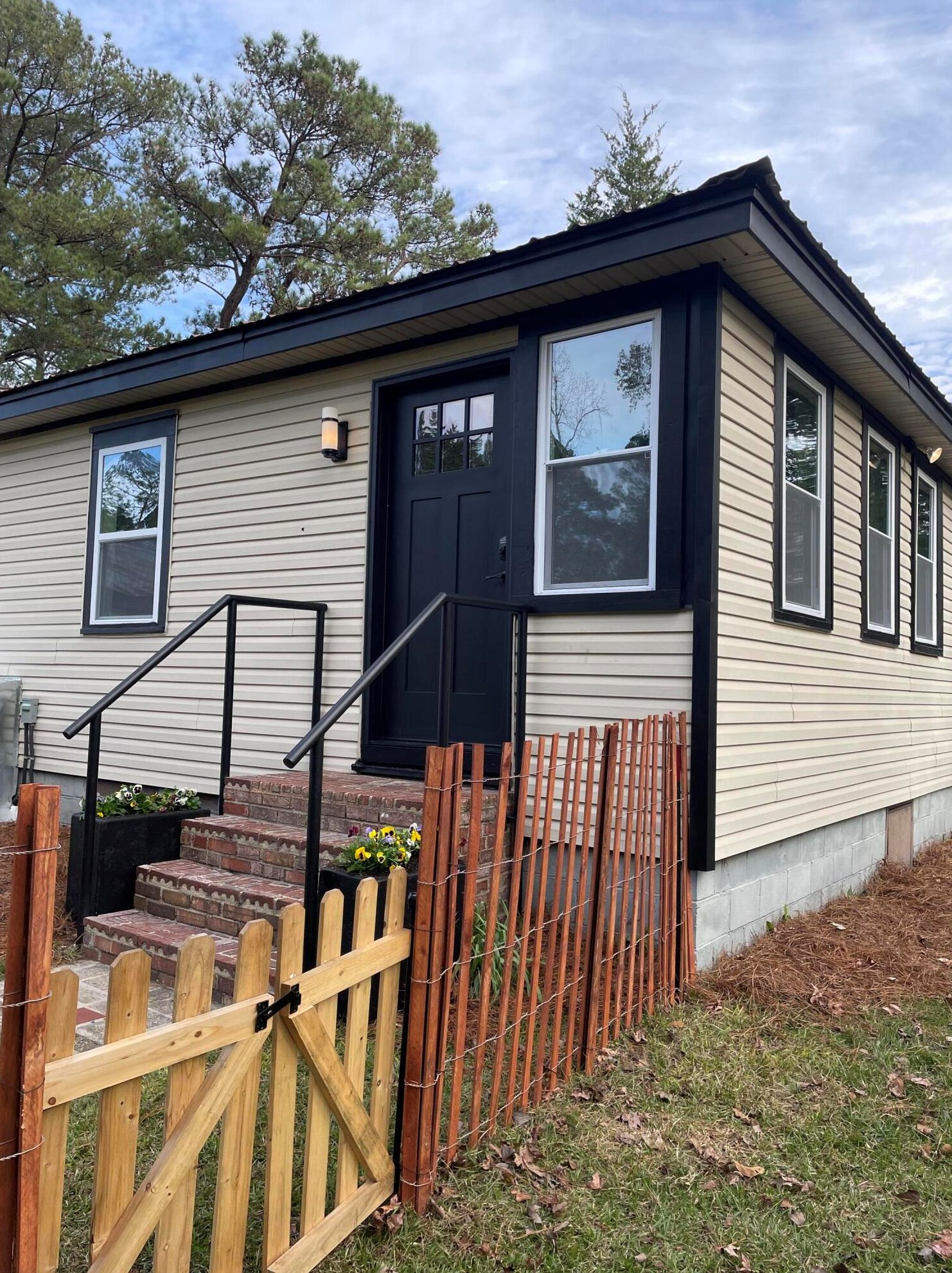 1371 Mount Carmel Rd, Walterboro SC  29488-6309 exterior