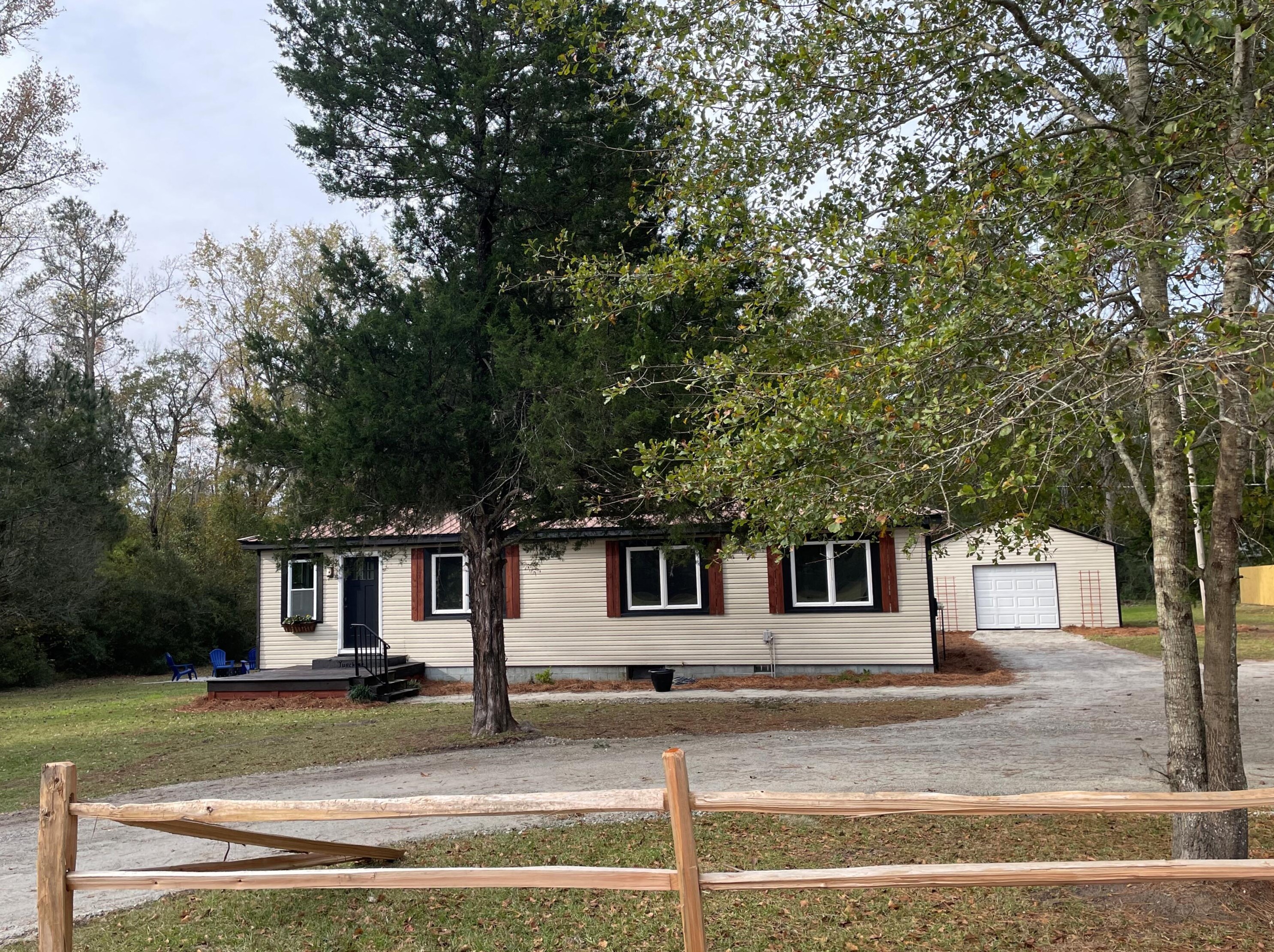 1371 Mount Carmel Rd, Walterboro SC  29488-6309 exterior