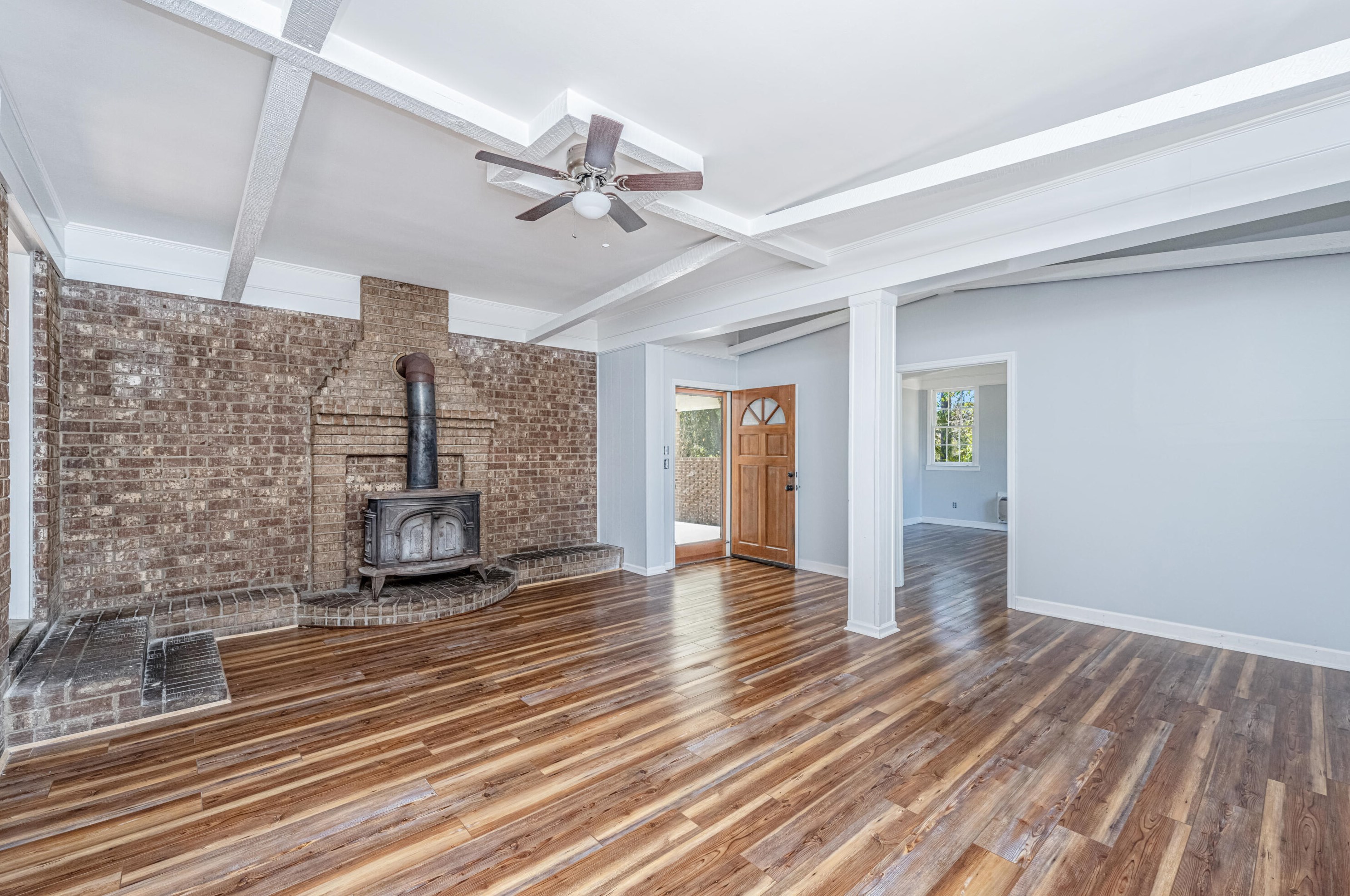 273 Wade Hampton Ave, Walterboro SC  29488-7213 exterior