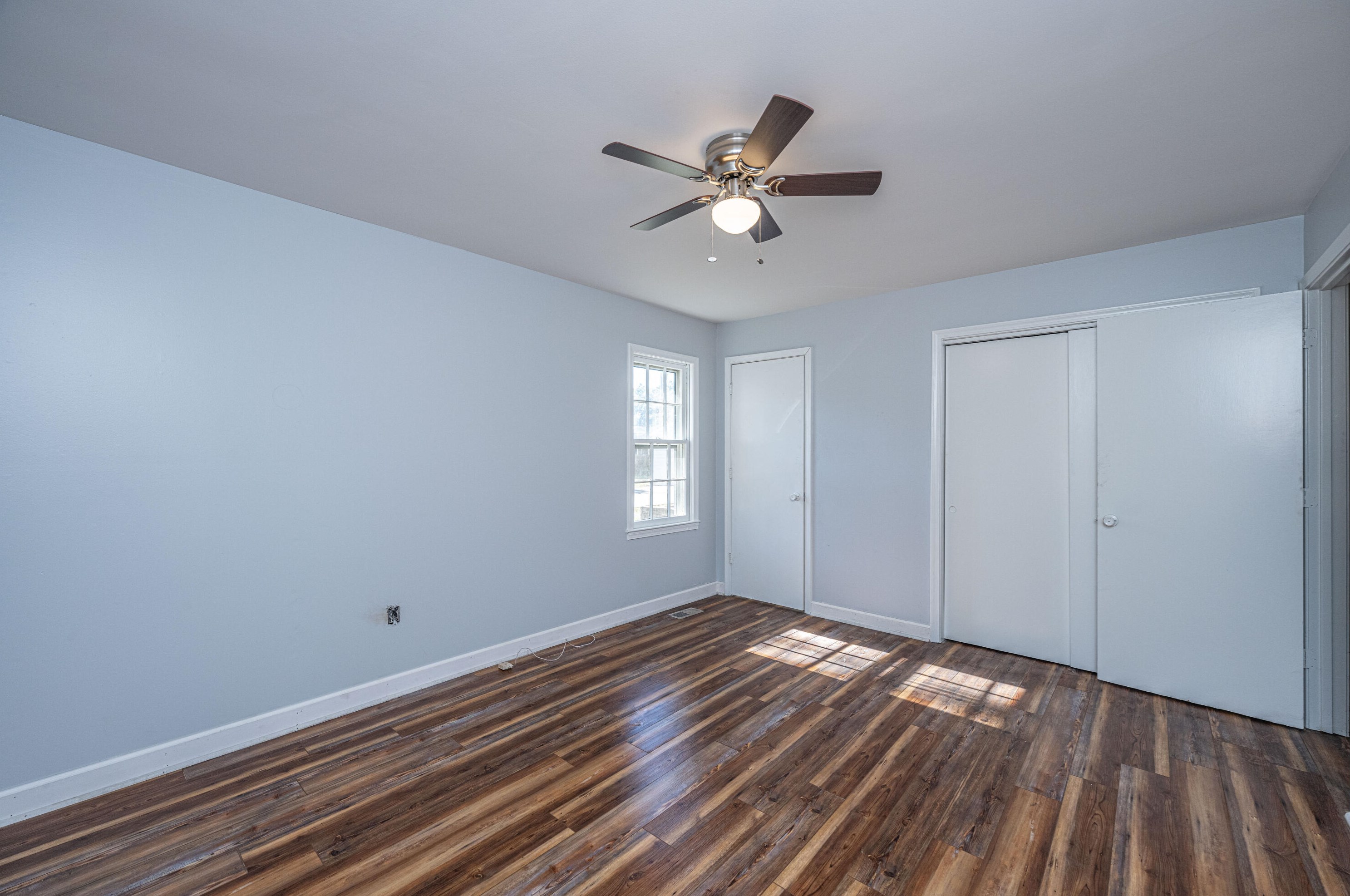273 Wade Hampton Ave, Walterboro SC  29488-7213 exterior