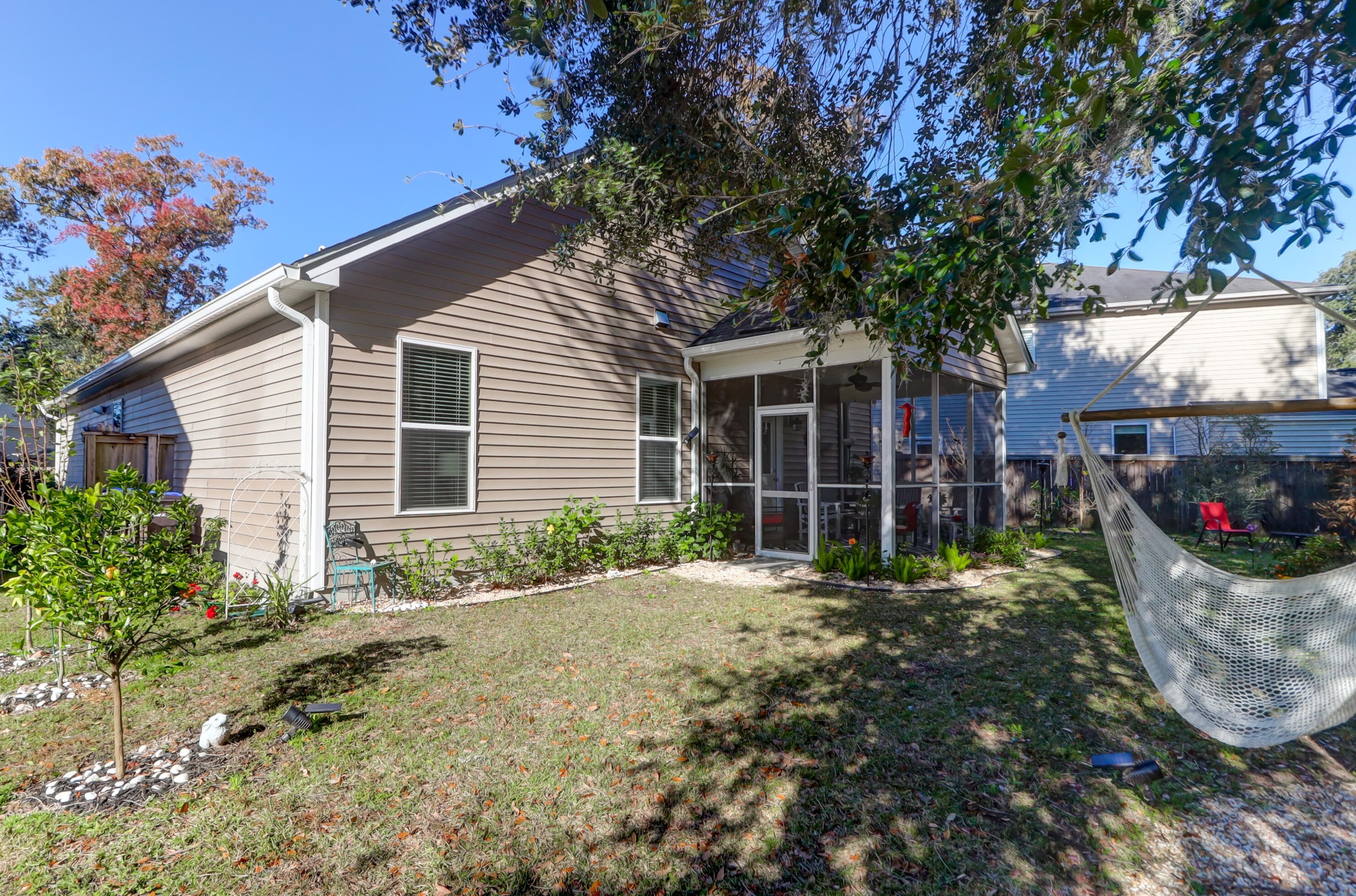 3631 Franklin Tower Dr, Mount Pleasant SC  29466-9380 exterior