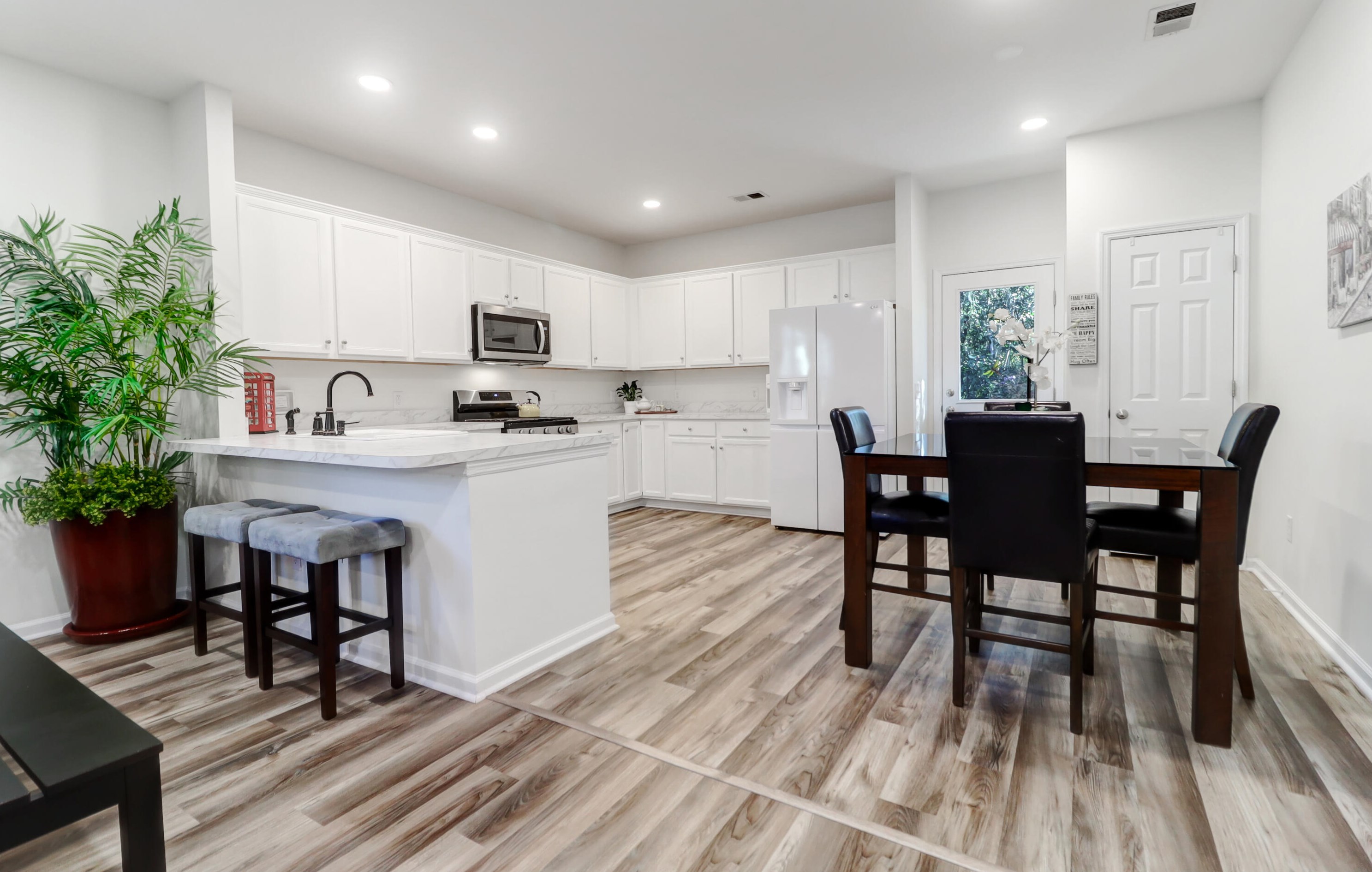 3631 Franklin Tower Dr, Mount Pleasant SC  29466-9380 exterior