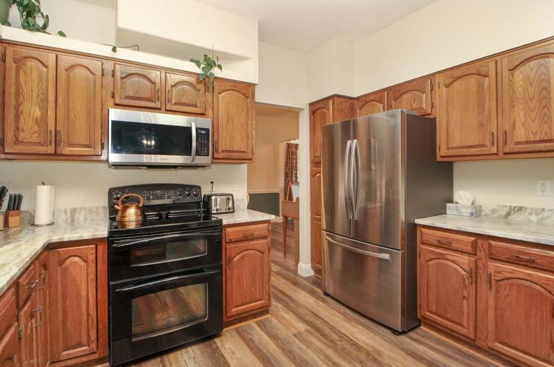 118 Essex Dr, Summerville SC  29485-5001 exterior