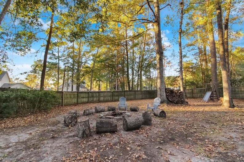 118 Essex Dr, Summerville SC  29485-5001 exterior