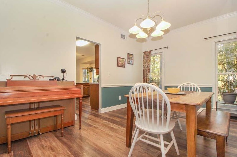 118 Essex Dr, Summerville SC  29485-5001 exterior