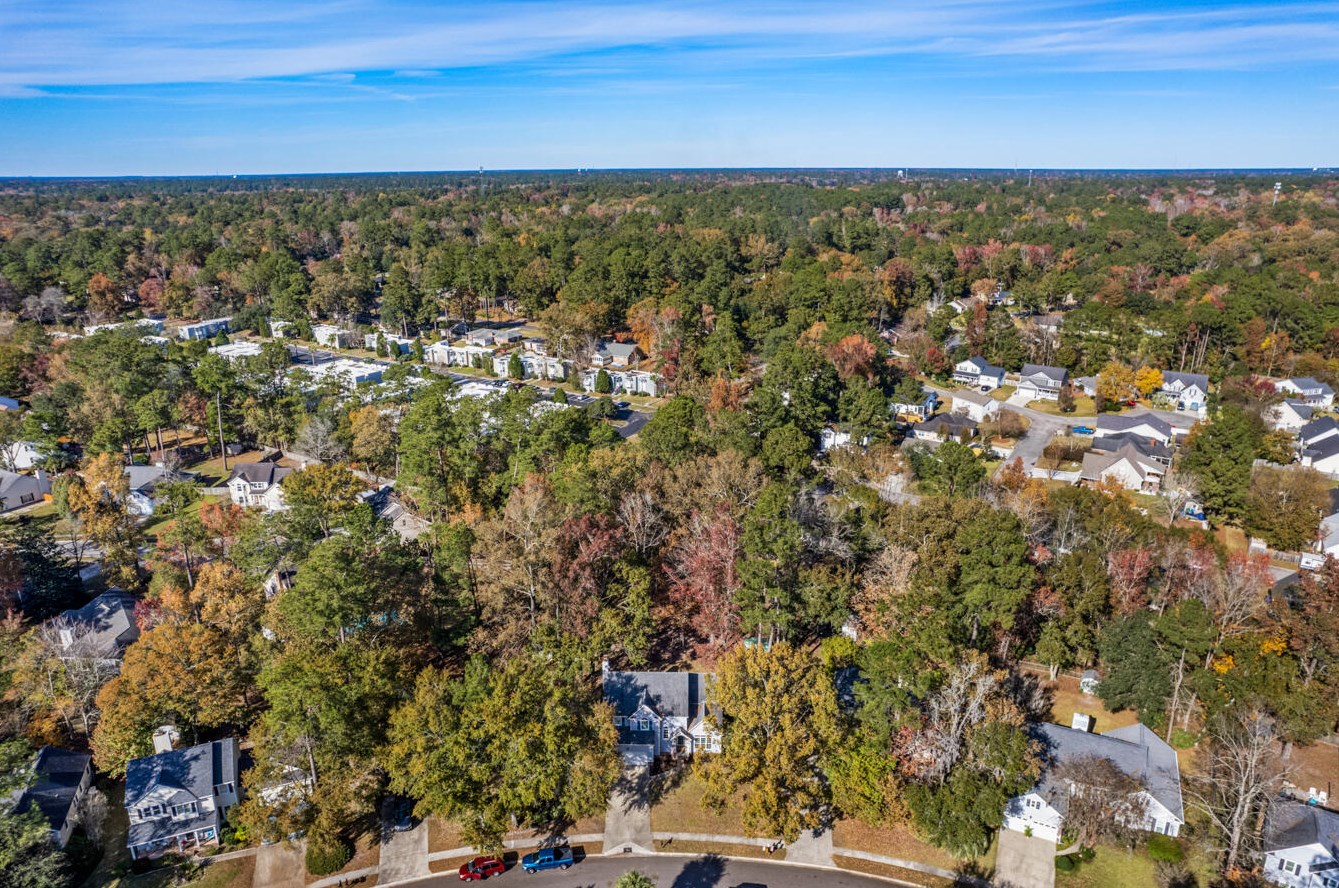 118 Essex Dr, Summerville SC  29485-5001 exterior