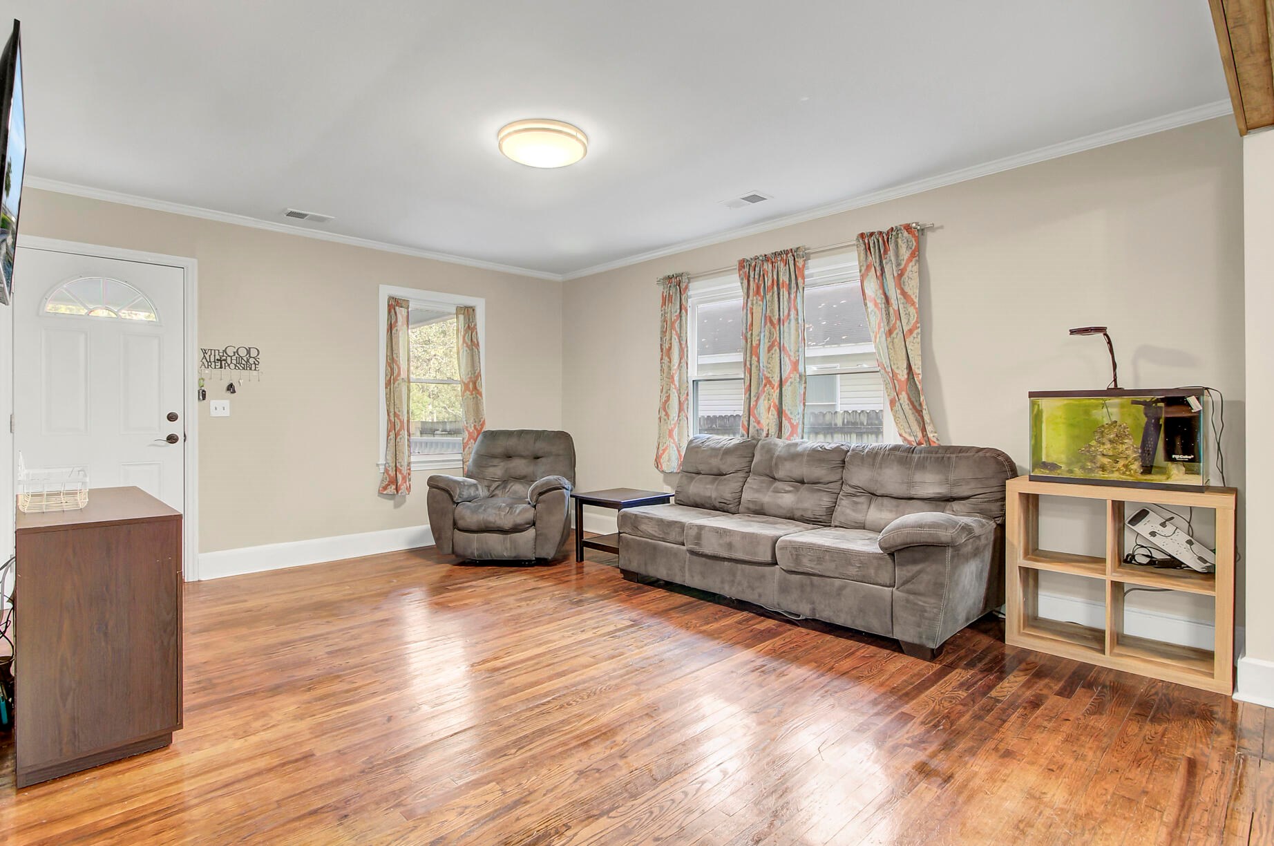 135 Dowling Ave, Walterboro SC  29488-3806 exterior