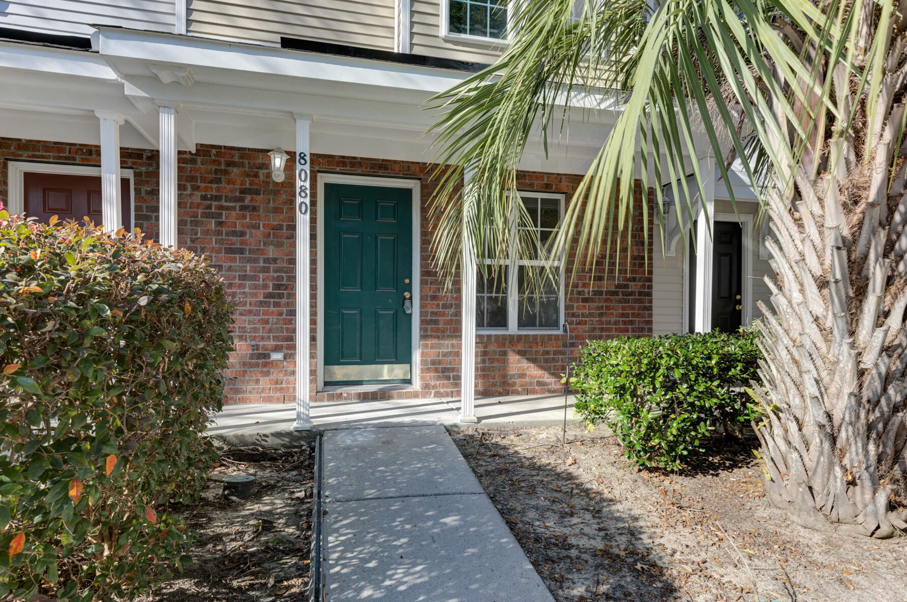 8080 Shadow Oak Dr, Charleston SC  29406-9575 exterior