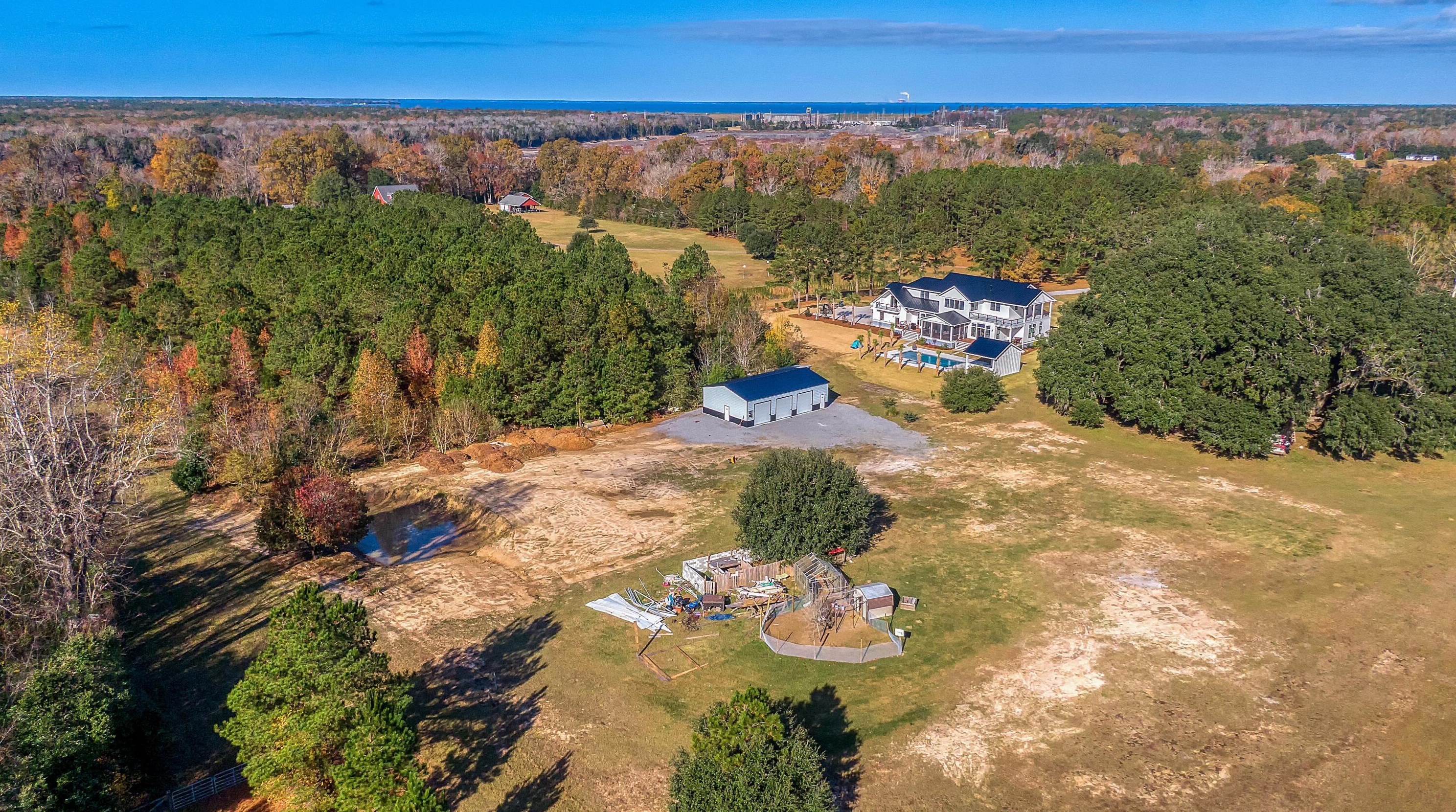 369 Edisto Dr, Moncks Corner SC  29461-4345 exterior