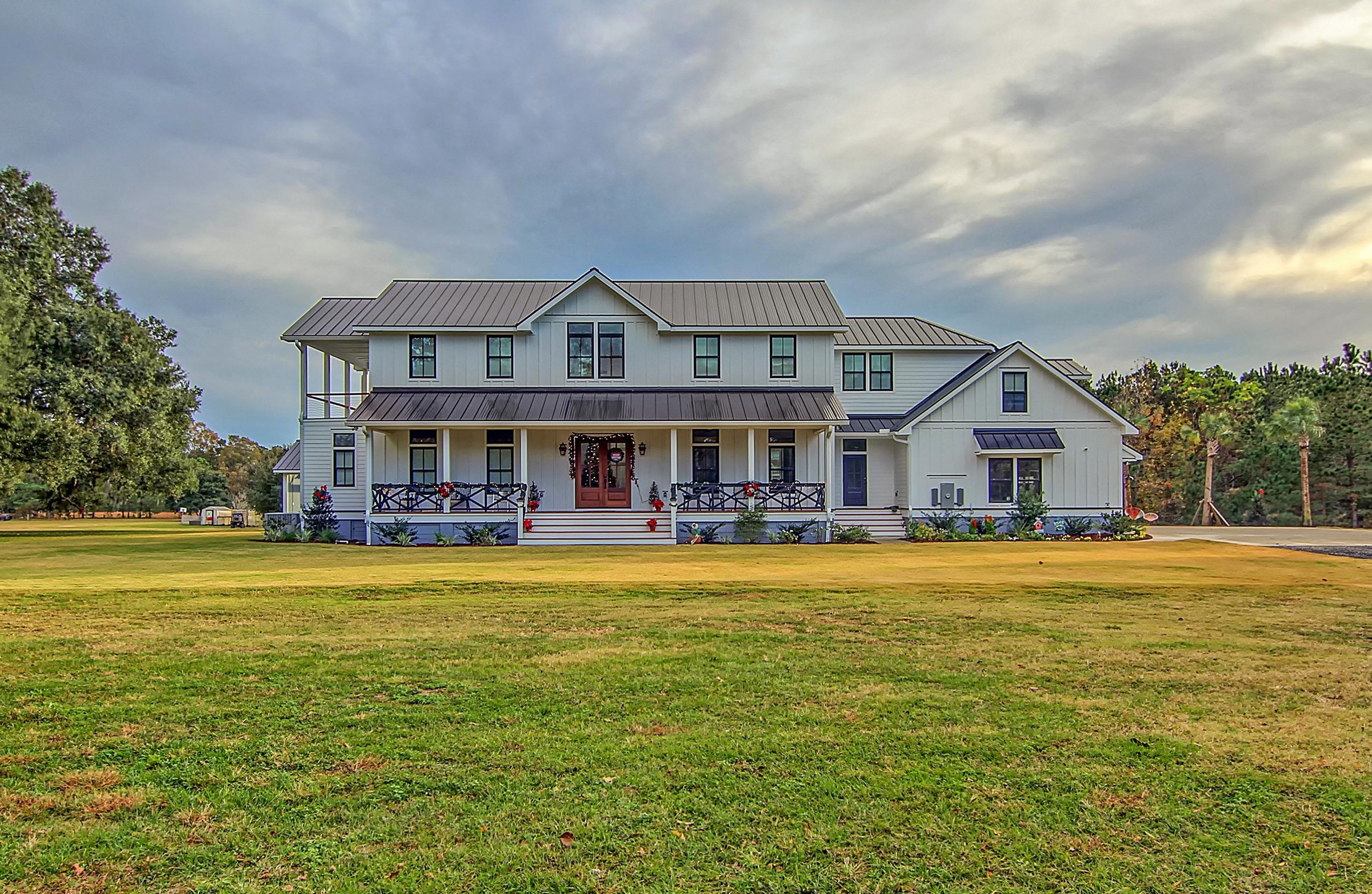 369 Edisto Dr, Moncks Corner SC  29461-4345 exterior