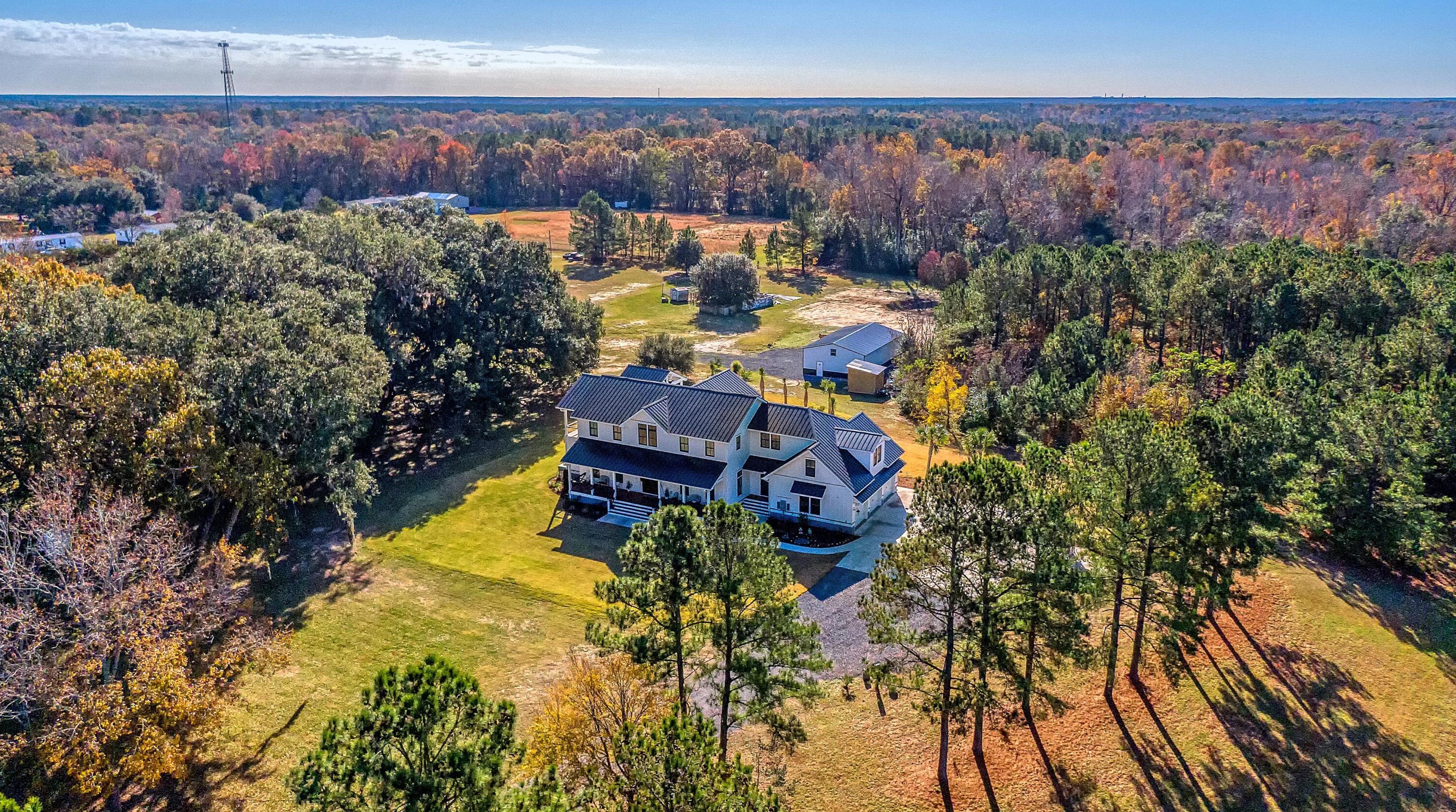 369 Edisto Dr, Moncks Corner SC  29461-4345 exterior