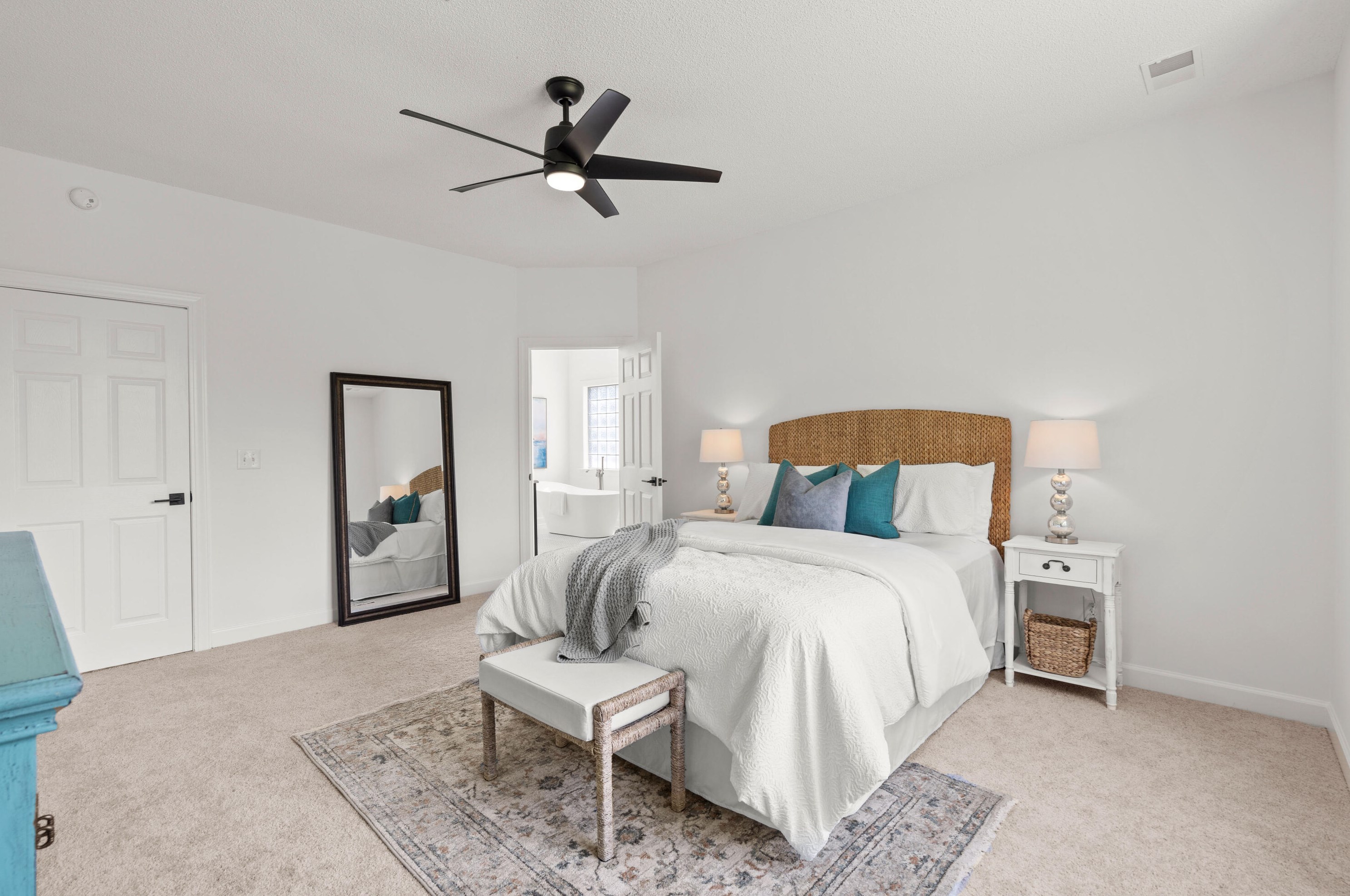 100 Oyster Point Row, Charleston SC  29412-3631 exterior